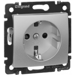 Изображение товара Розетка Legrand Valena Classic 2К+З шт, скрытый монтаж, с заземлением, со шторками, алюминий, 770121
