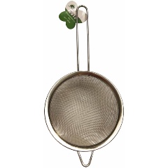 Изображение товара Сито Заря нержавейка металлическая ручка 18см - прочный кухонный инструмент