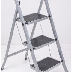 Изображение товара Стремянка Perilla КЛАСС ПЛЮС 3 ступени Уценка У27 алюминий и сталь надежная