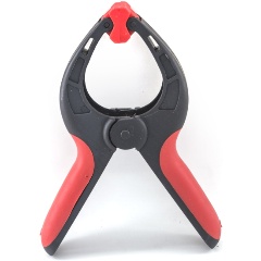 Изображение товара Струбцина клещеобразная РЕМОКОЛОР пластиковый корпус, усиленная пружина, длина 4/100мм, зев 42мм, 44-2-100