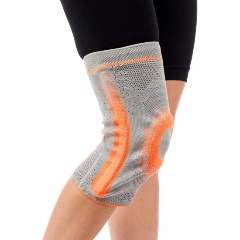 Изображение товара Суппорт колена BRADEX с боковой поддержкой и защитой