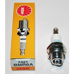Изображение товара Свеча зажигания NGK 7421 для надежного зажигания автомобиля