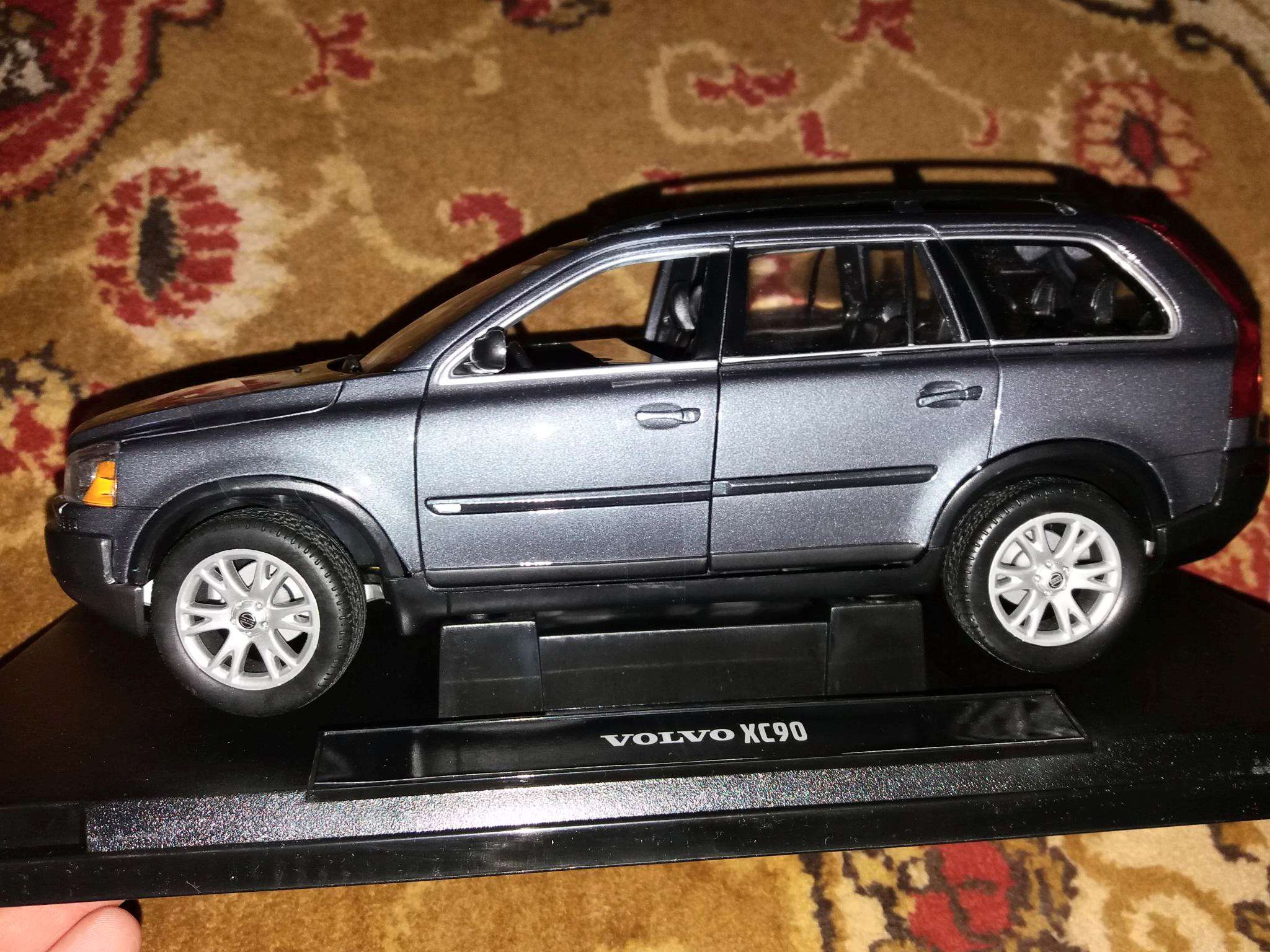 Купить Автомобиль Volvo Xc90