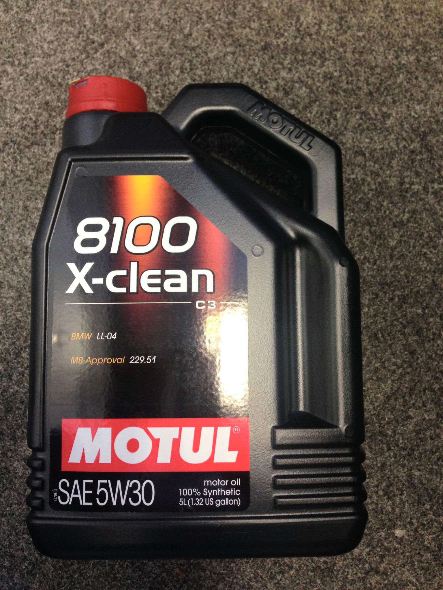 Моторное масло motul 5w30 8100. Motul 8100 x-clean 5w30. Motul 8100 x-clean 5w30 5 л. Мотюль x clean 5w30. Motul 8100 clean 5w30.