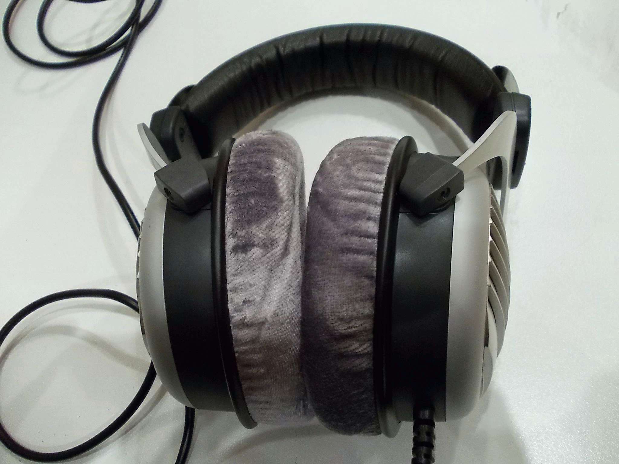 Наушники premium pro. Beyerdynamic DT 990 600 ohm. Наушники Beyerdynamic DT 990 Pro. DT 600 ohm Beyerdynamic. Beyerdynamic DT 990 Pro 250 ohm пятерка.