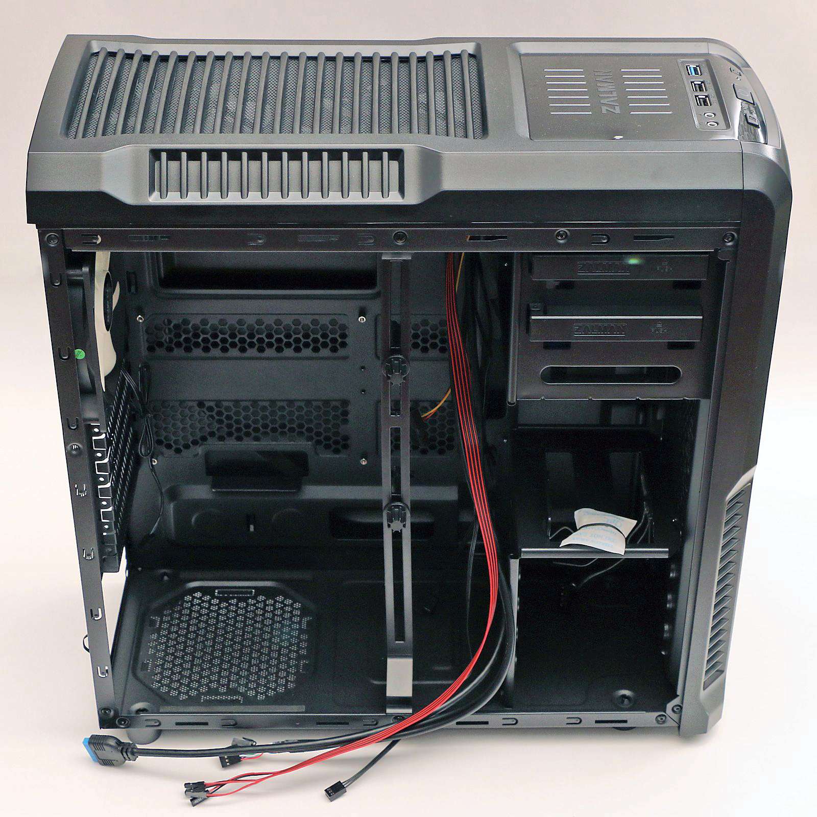 Zalman z3 plus фото