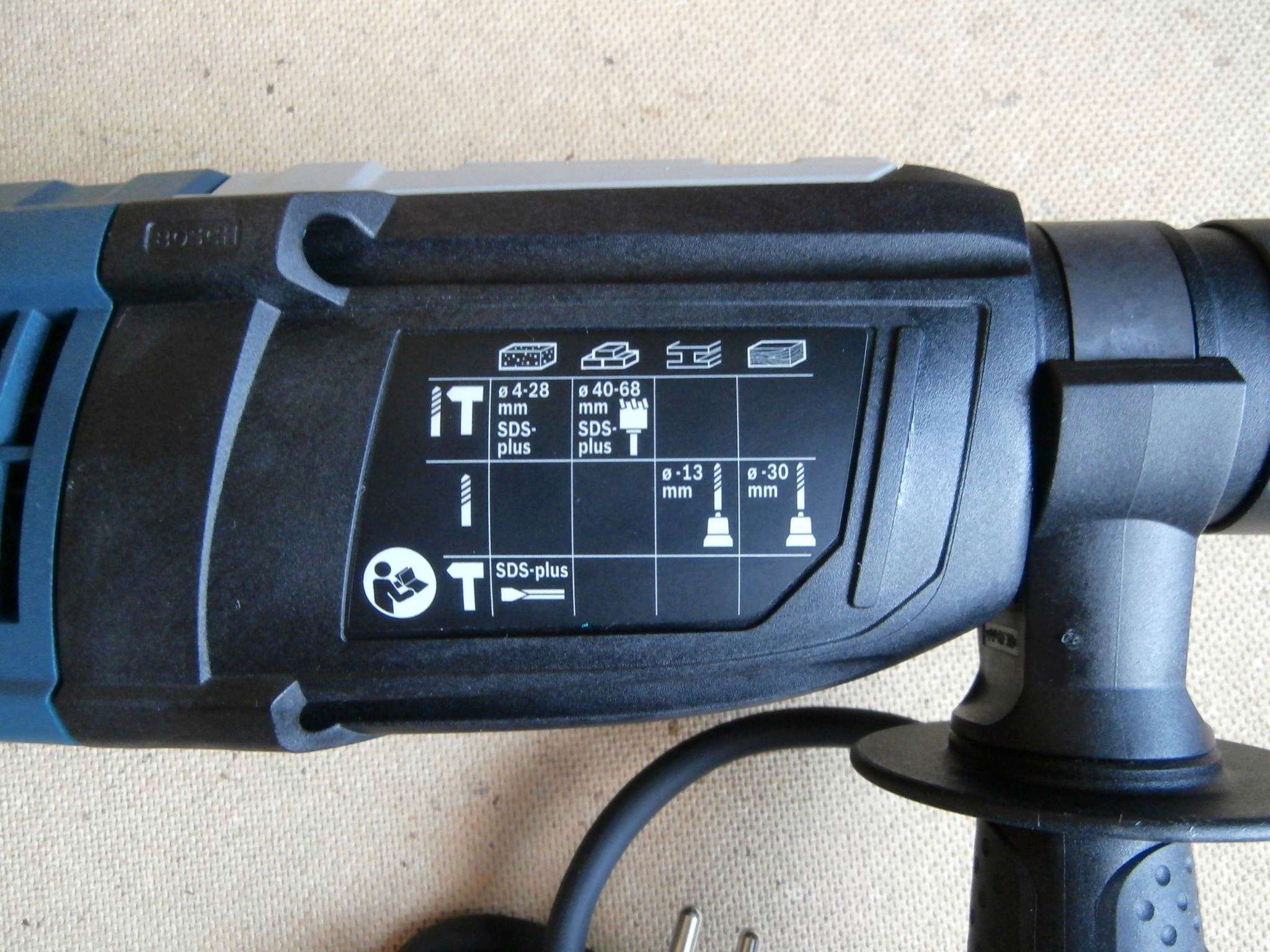 Gbh 2 28 professional. Bosch GBH 2-28 (0611267500). Bosch 0611267500. Перфоратор Bosch GBH 2-28 professional 611267500. Перфоратор бош инвентарный номер