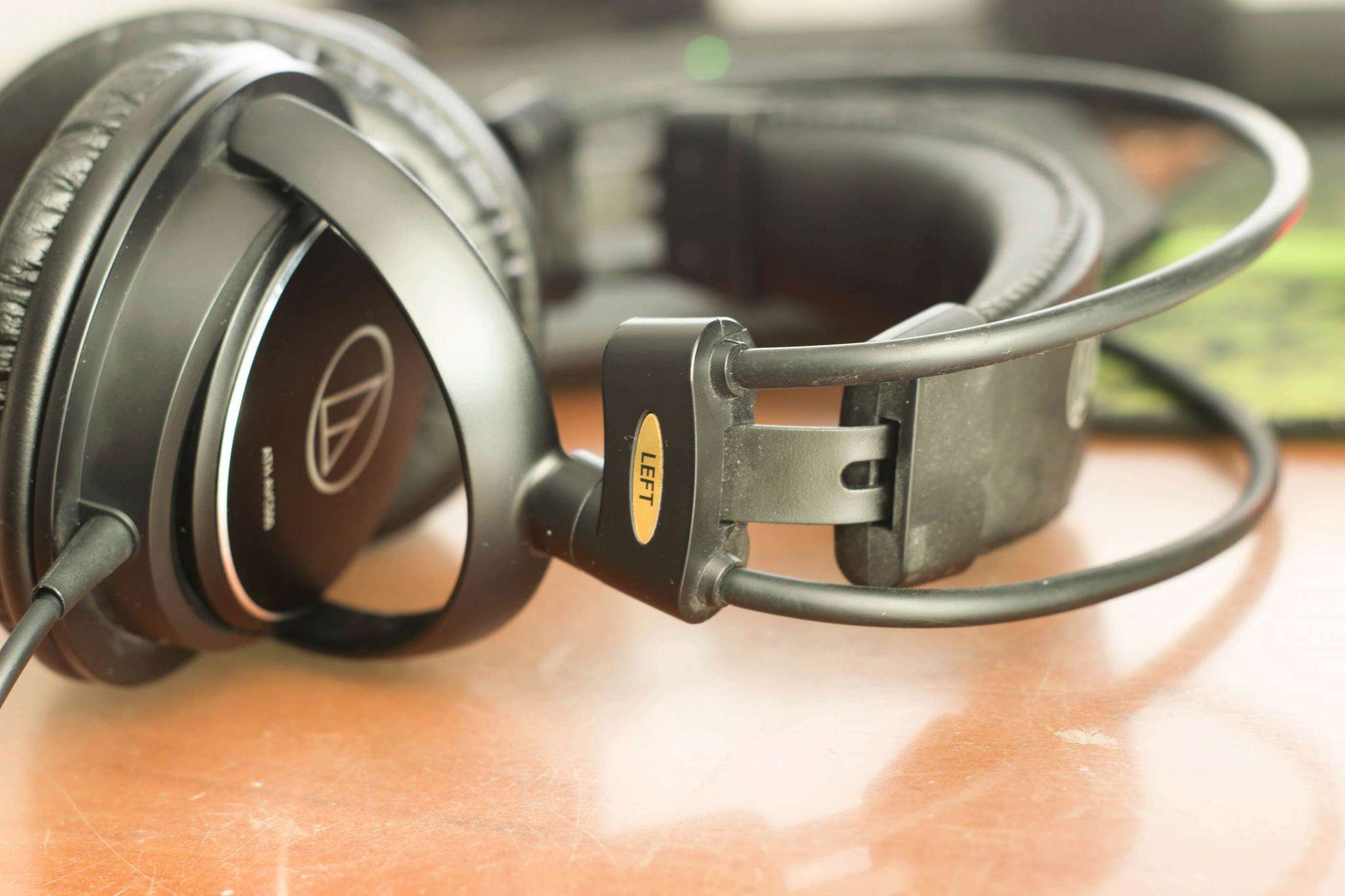 Купить наушники Audio-Technica ATH-AVC500 в интернет-магазине ОНЛАЙН ...