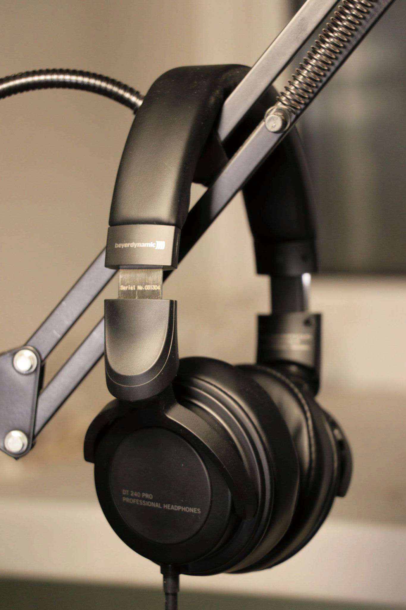 Beyerdynamic dt 240. Beyerdynamic dt 240 pro. beyerdynamic dt 240 pro страна производитель.