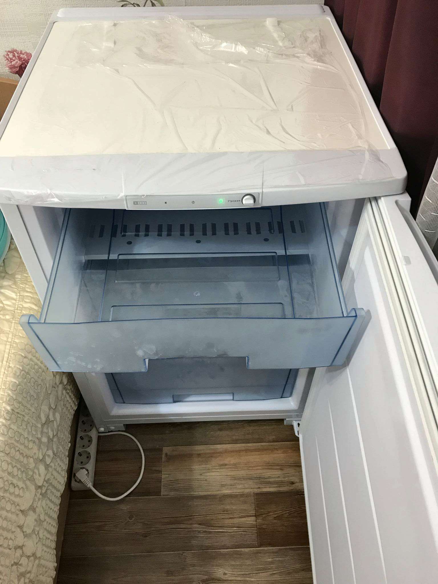 Шкаф холодильный бирюса 14