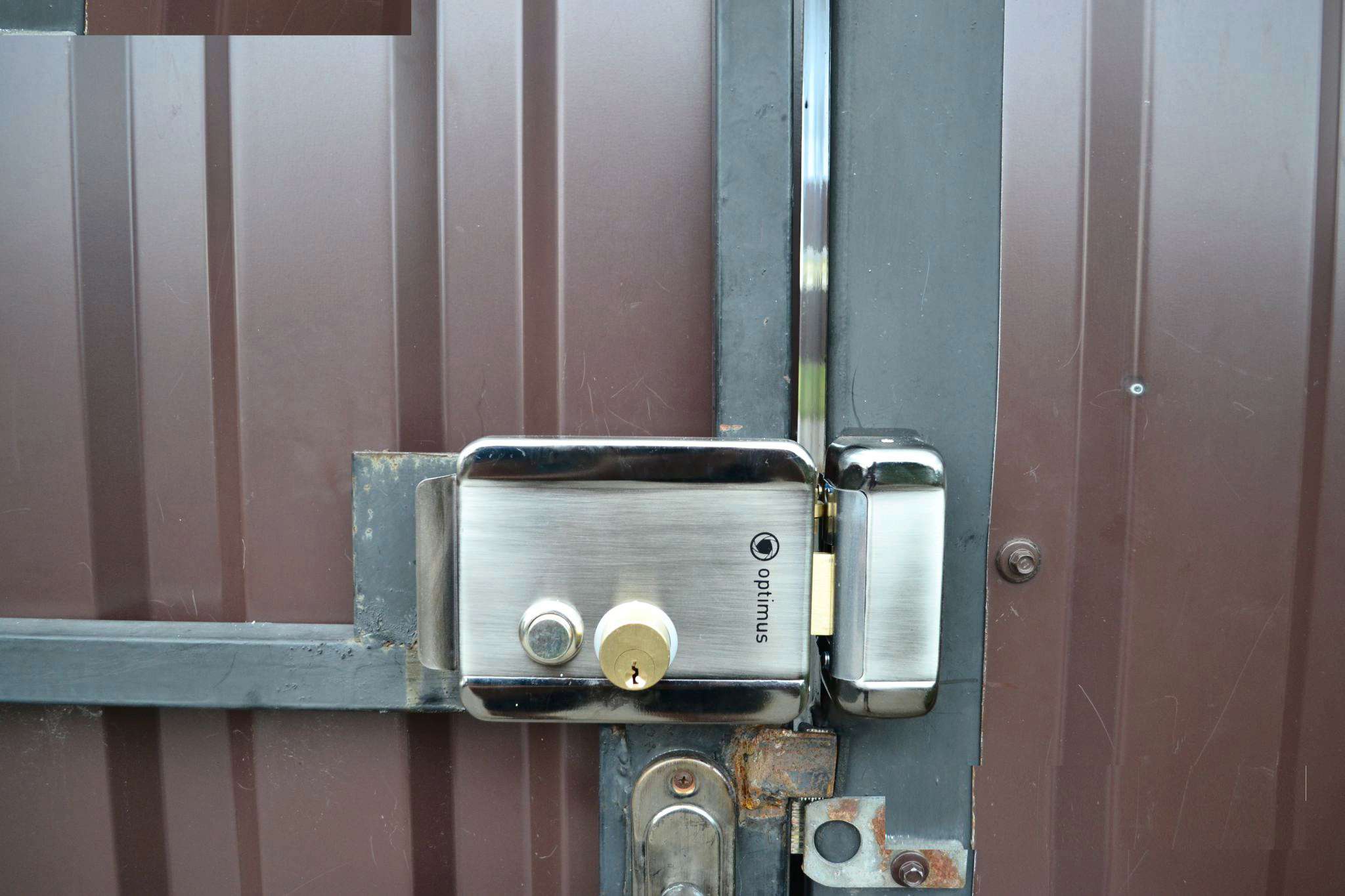 врезной электромеханический замок на входную дверь вместо стандартного замка