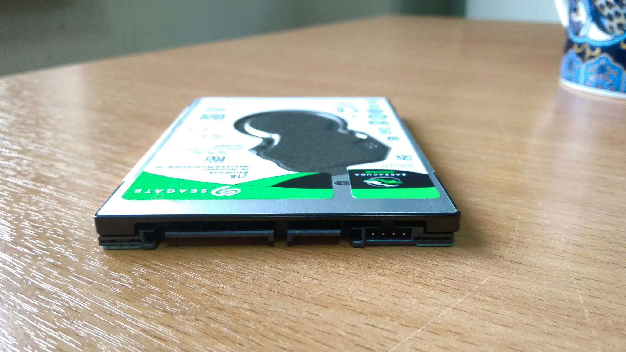 Seagate st2000lm015