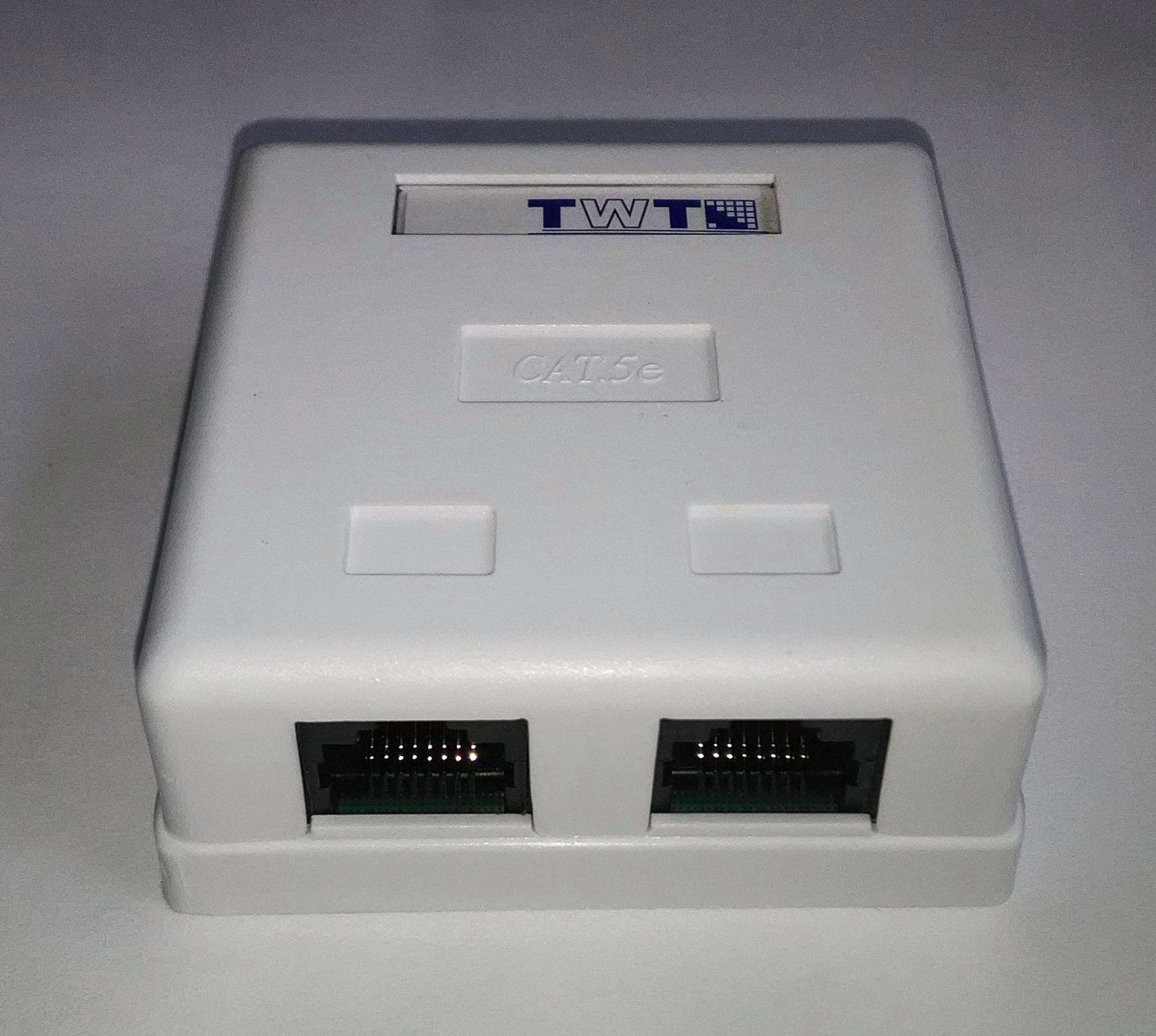 Настенная розетка Lanmaster 2 порта RJ-45 кат. 5е, UTP, белая (TWT-SM2 ...