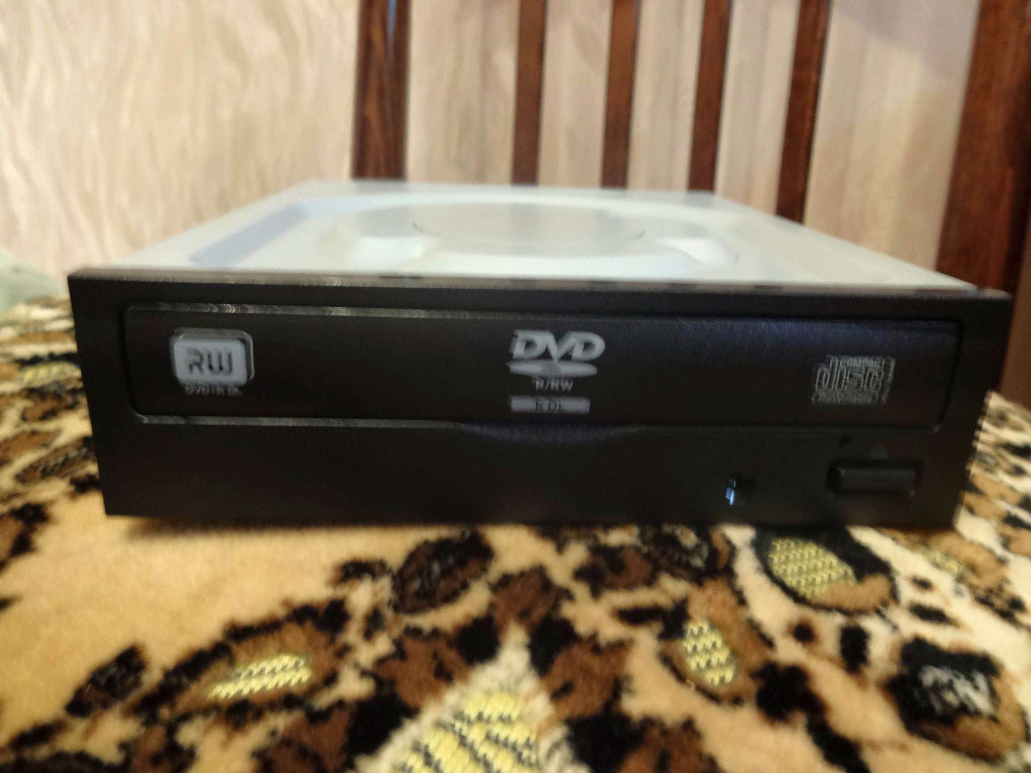 Привод DVD-RW Lite-On iHAS122 черный — купить в интернет-магазине ...