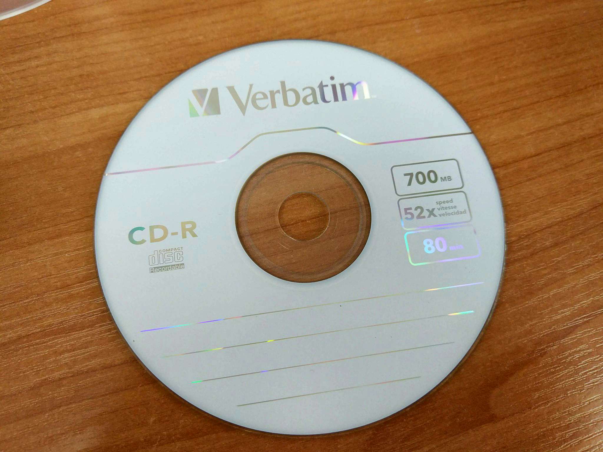 Диск VERBATIM CD-R 80 52x DL CB/100 43411 — купить по низкой цене в  интернет-магазине ОНЛАЙН ТРЕЙД.РУ