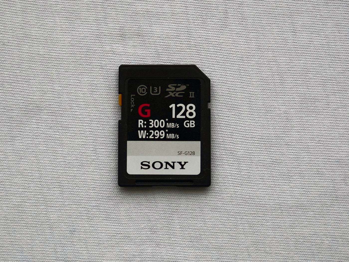 Карта памяти sdxc sony 128gb 270r 120w sf e128 t