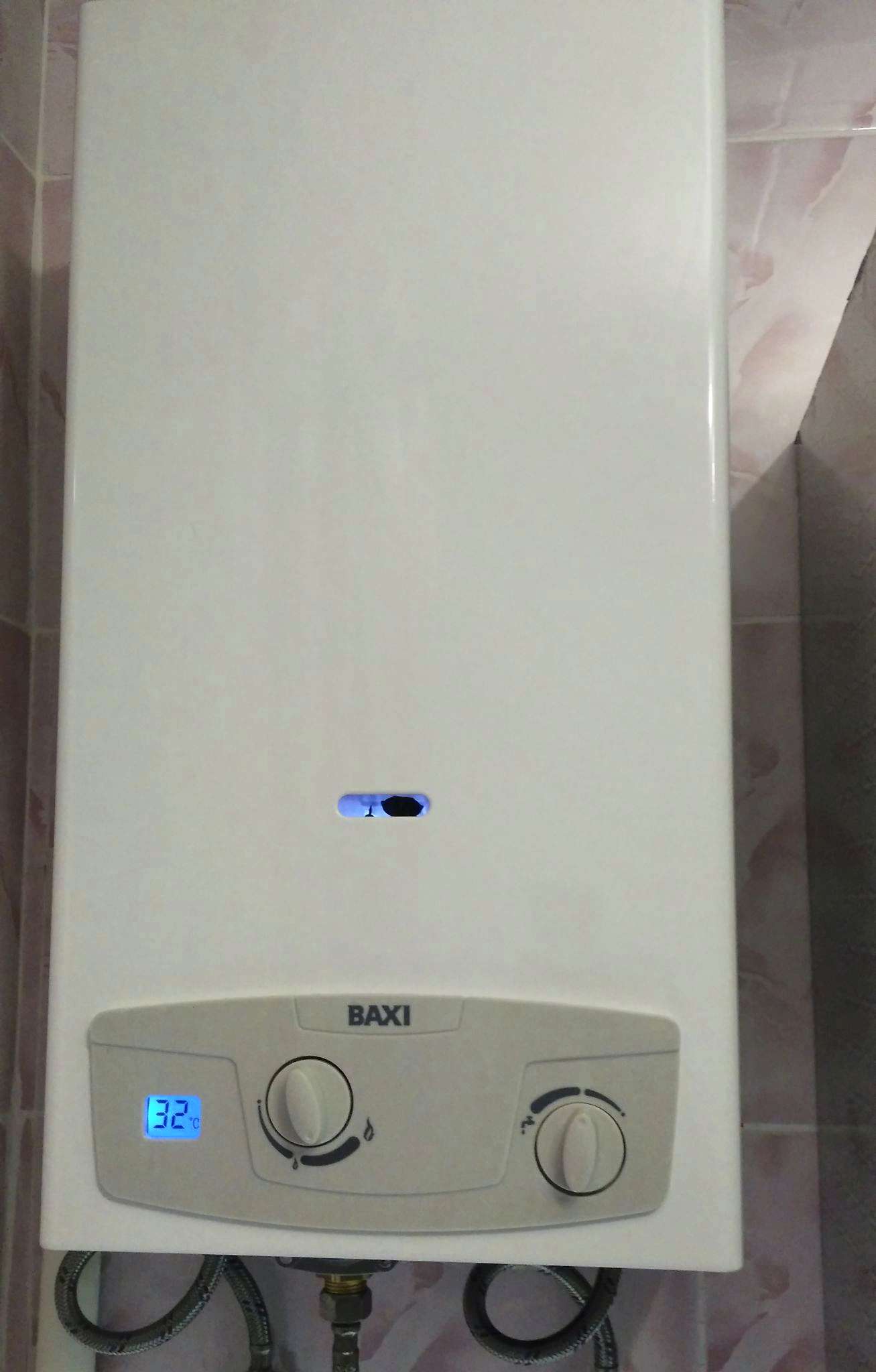 Проточный газовый водонагреватель Baxi sig 11i