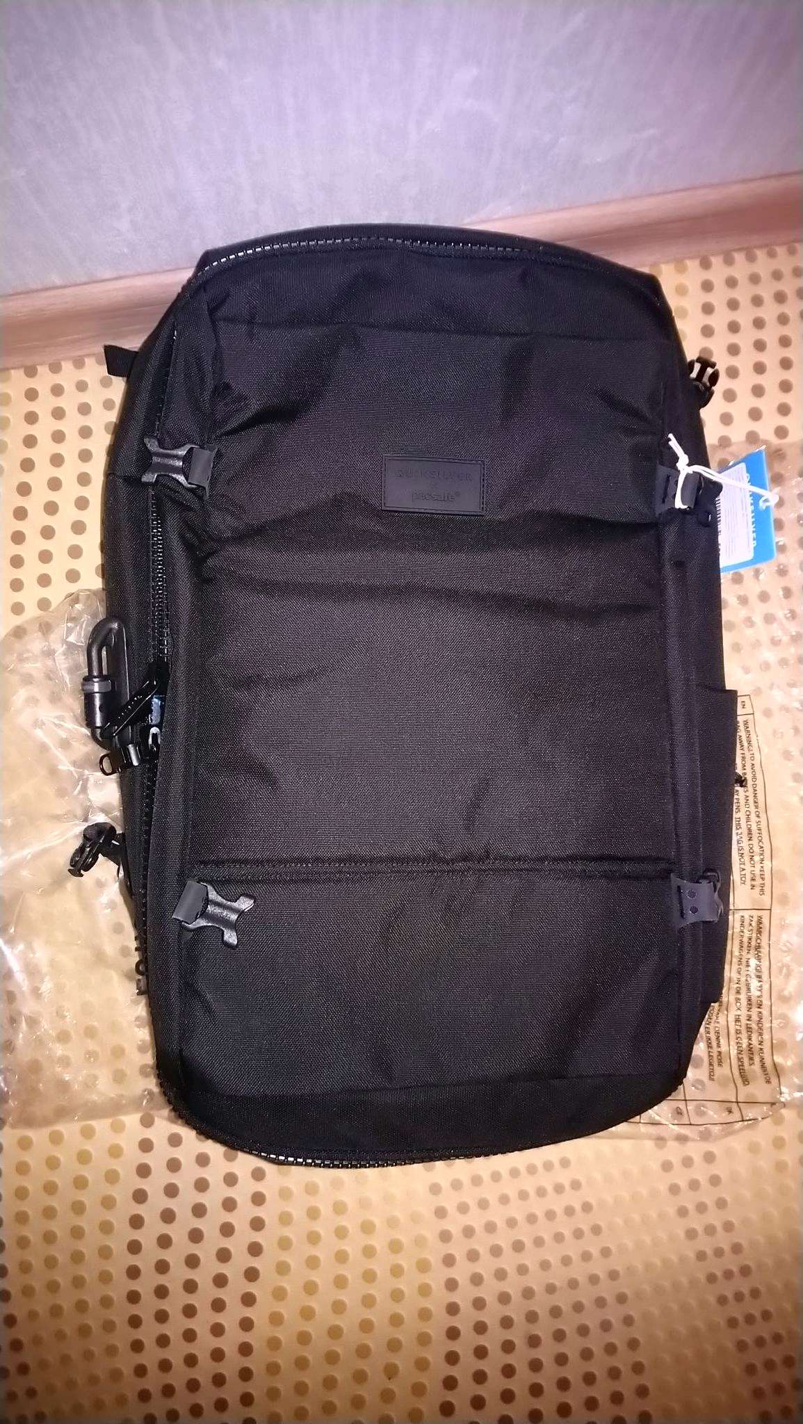 Quiksilver X Pacsafe Anti theft 40L backpack 40 26105100