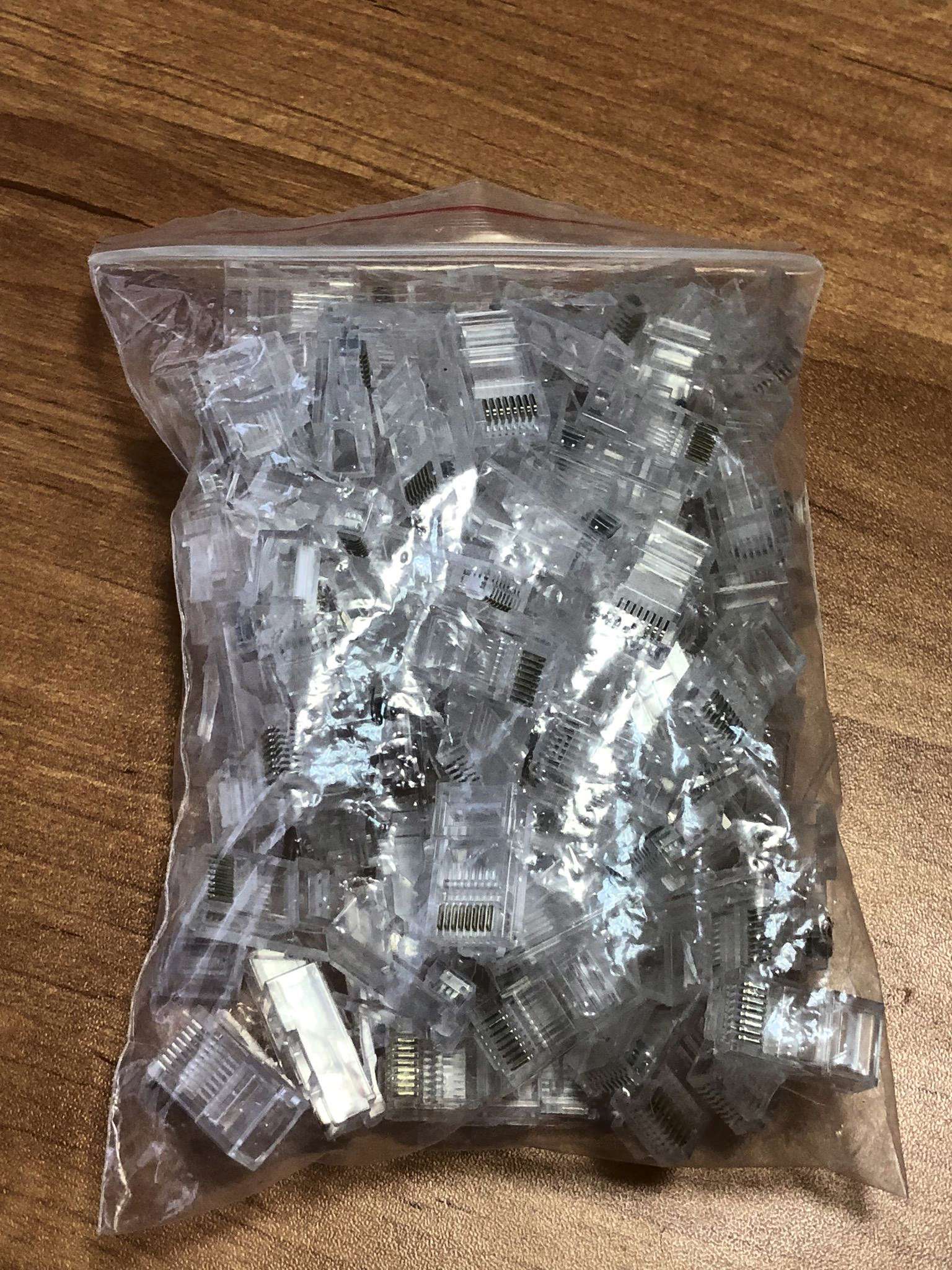 Коннектор Lanmaster RJ45 UTP 8P8C, универсальный, cat.5e, 100 шт. (TWT ...
