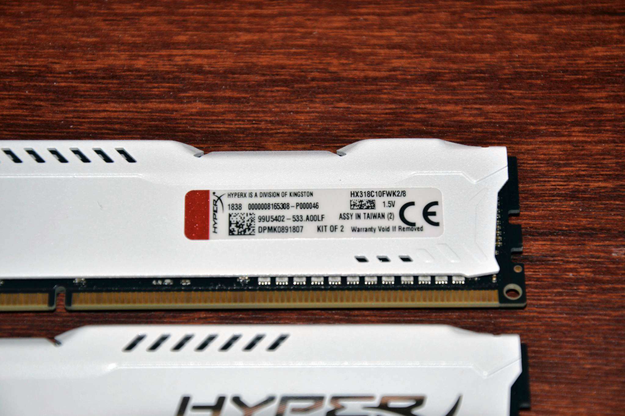 Hyperx белые. HYPERX Fury White ddr3 8gb 1866. Hx318c10fwk2/8. Hx318c10fwk2/16. HYPERX Fury hx318c10fw/8.