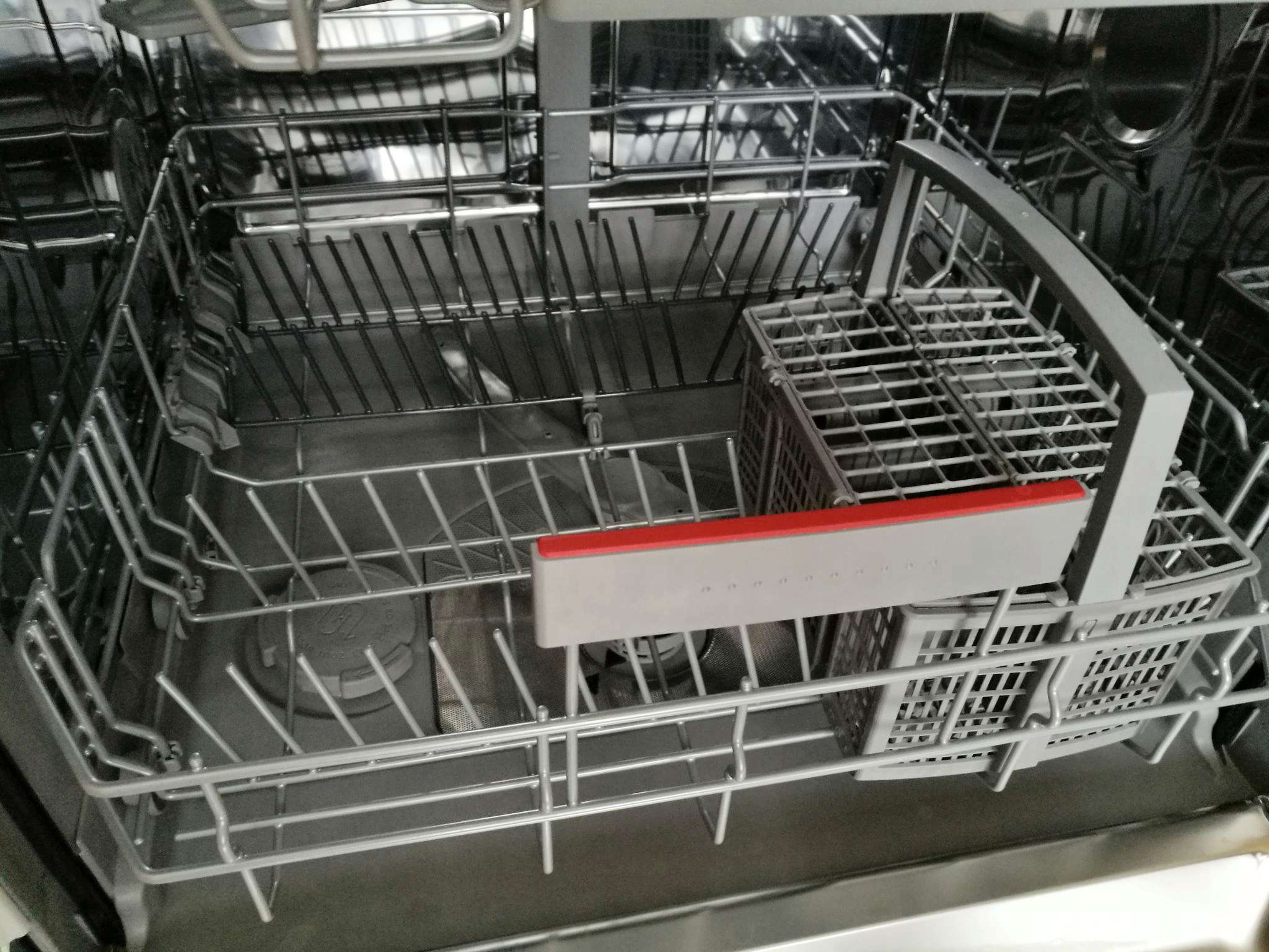 полки от холодильника в посудомоечной машине