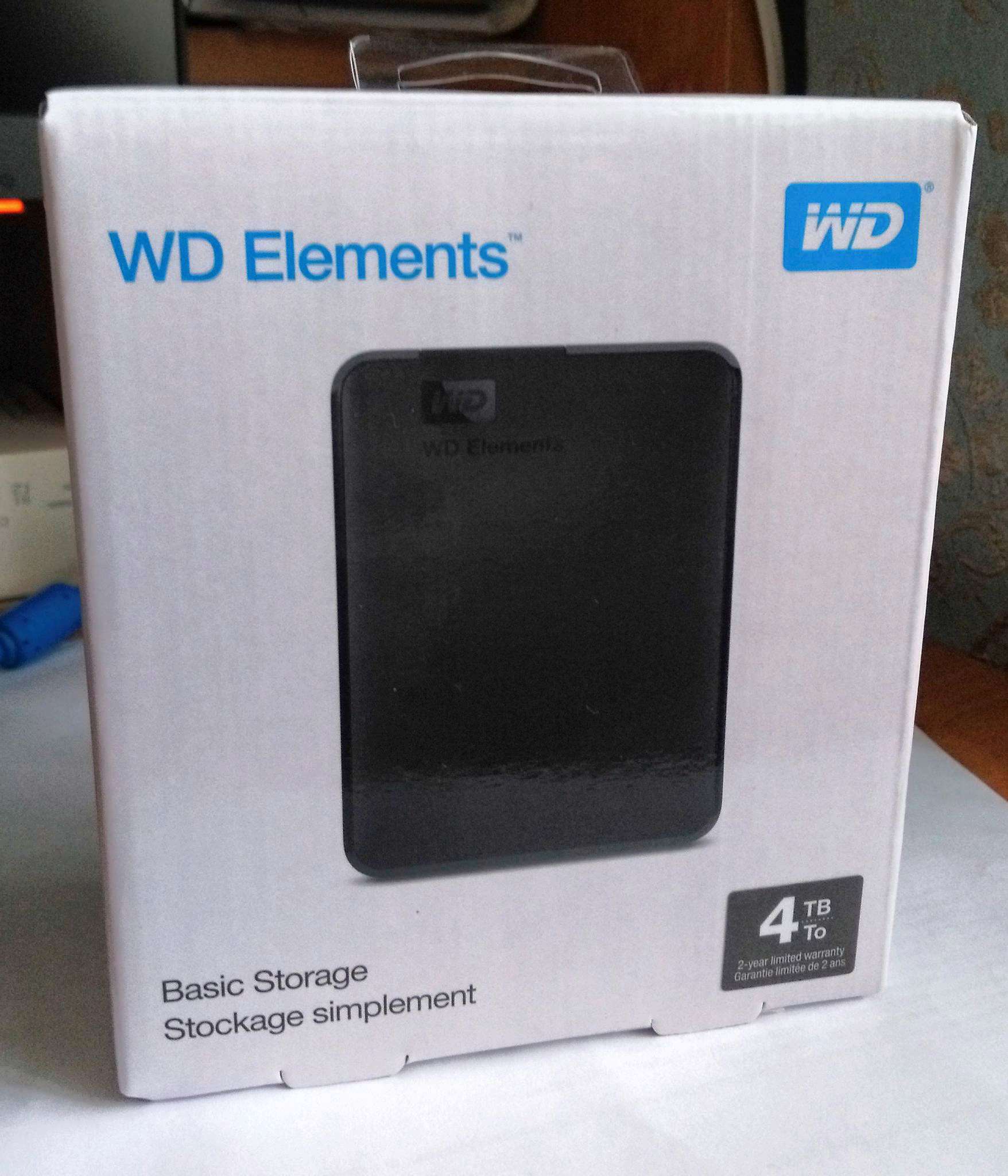 Внешний жесткий диск Western Digital WD Elements Portable, 4 ТБ, USB 3.0  (WDBU6Y0040BBK-WESN) черный — купить в интернет-магазине ОНЛАЙН ТРЕЙД.РУ