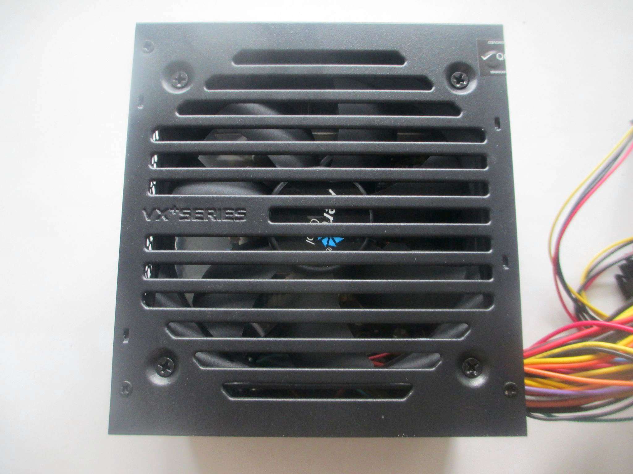 Aerocool vx plus 800w. AEROCOOL 800w VX-800 Plus. VX 800 AEROCOOL. Блок питания AEROCOOL VX Plus 800w.