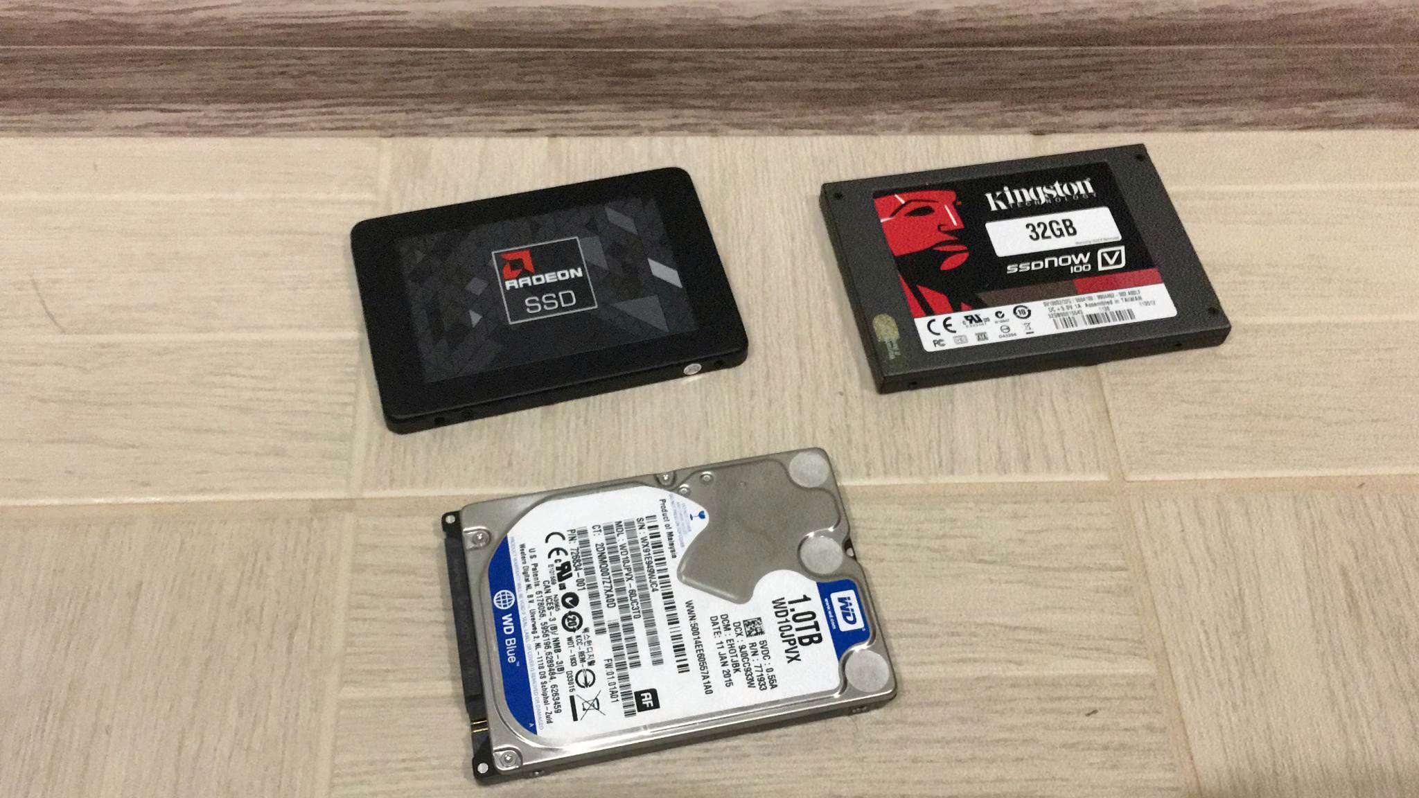 Amd r7 ssd. SSD AMD Radeon r5 120gb. SSD диск AMD 2.5" Radeon r5sl 128 ГБ SATA III TLC 3d (r5sl128g). 120 ГБ внутренний SSD диск AMD Radeon r5 2.5" sata3 6.0Гбит/с (r5sl120g). Жесткий диск SSD AMD r5mp120g8.