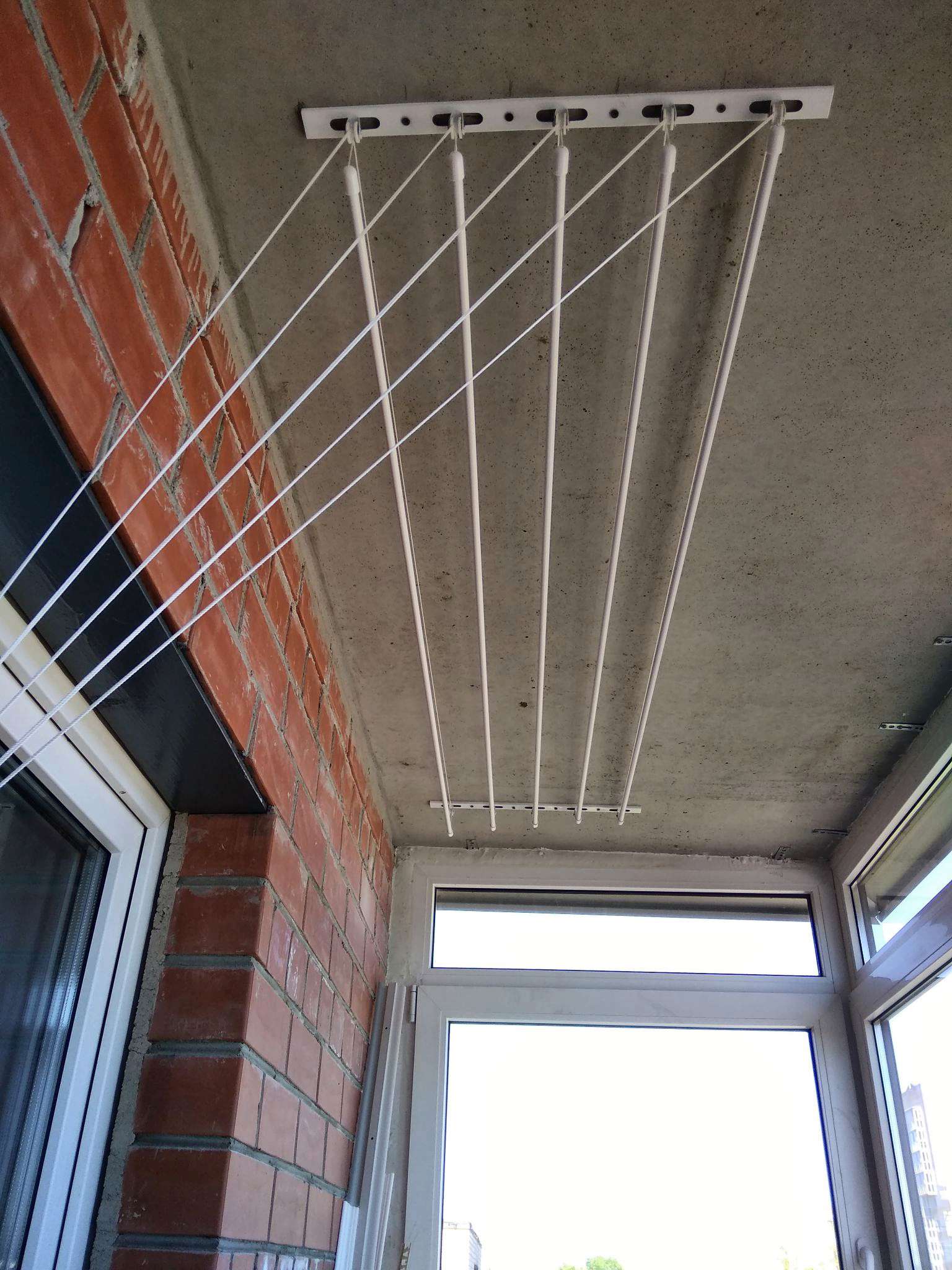 Система для сушки белья на балконе