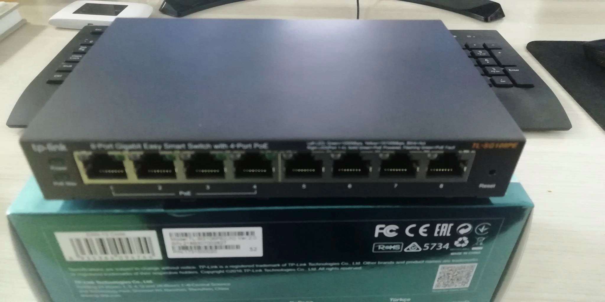 Коммутатор TP-LINK TL-SG108PE 8 ports Switch Ethernet 10/100/1000M (4 ...