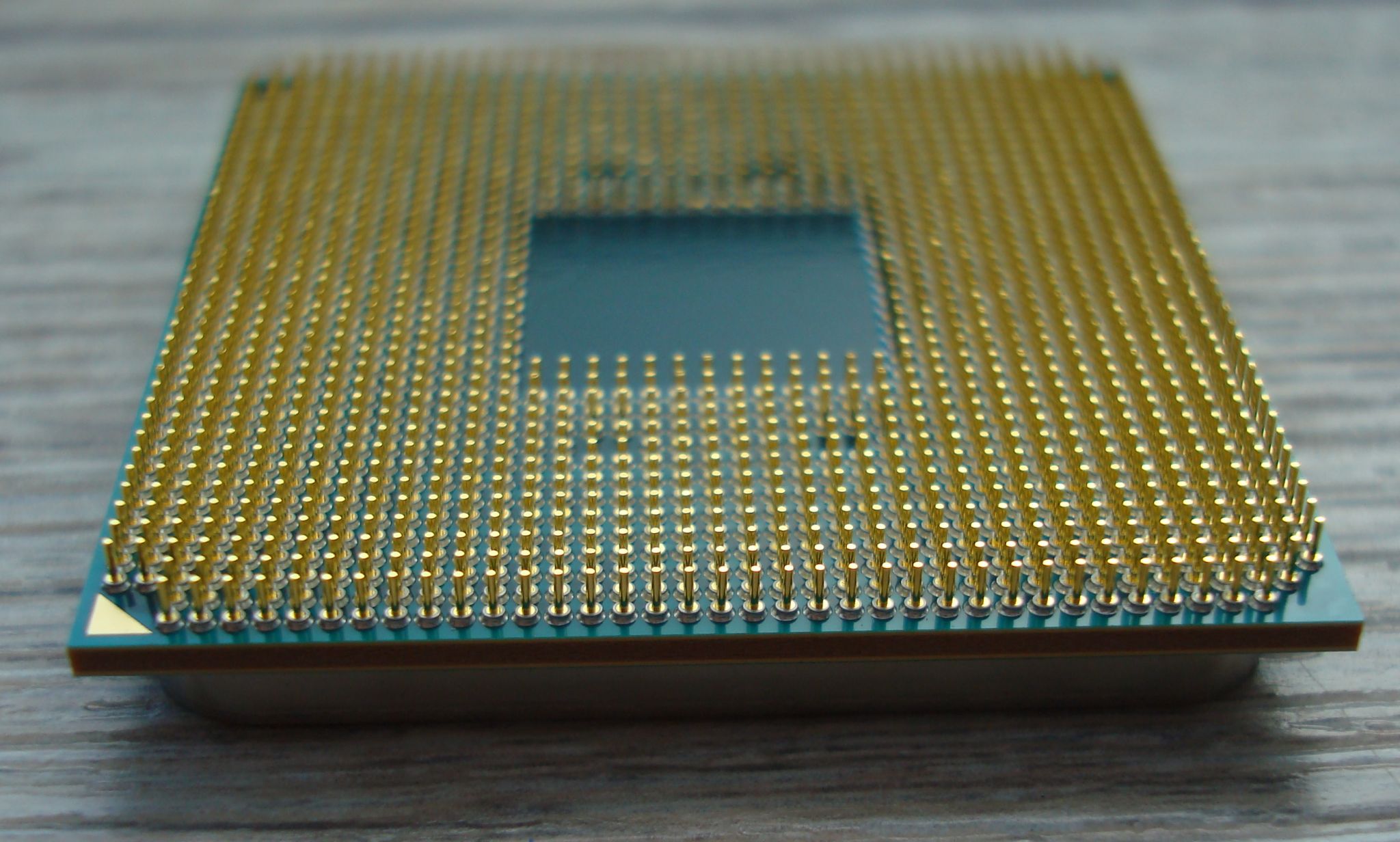 Райзен какой сокет. Ryzen 7 2700. Процессор AMD Ryzen 7. Ножки процессора AMD am4. Ryzen 2700x.