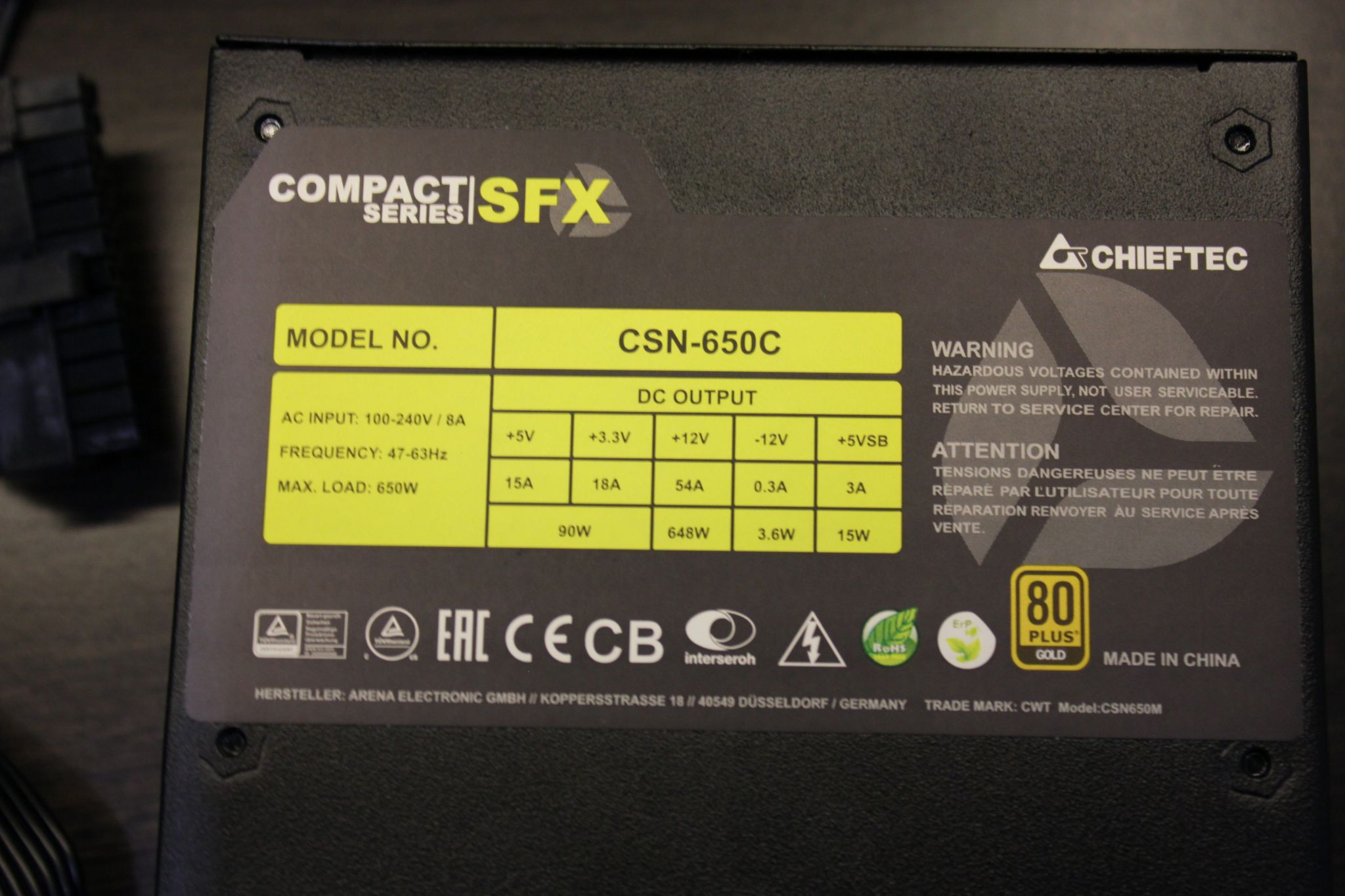 電源ユニット CHIEFTEC COMPACT CSN-650C GOLD 80 電源ユニット CHIEFTEC COMPACT CSN-650C GOLD 80 COMPACT