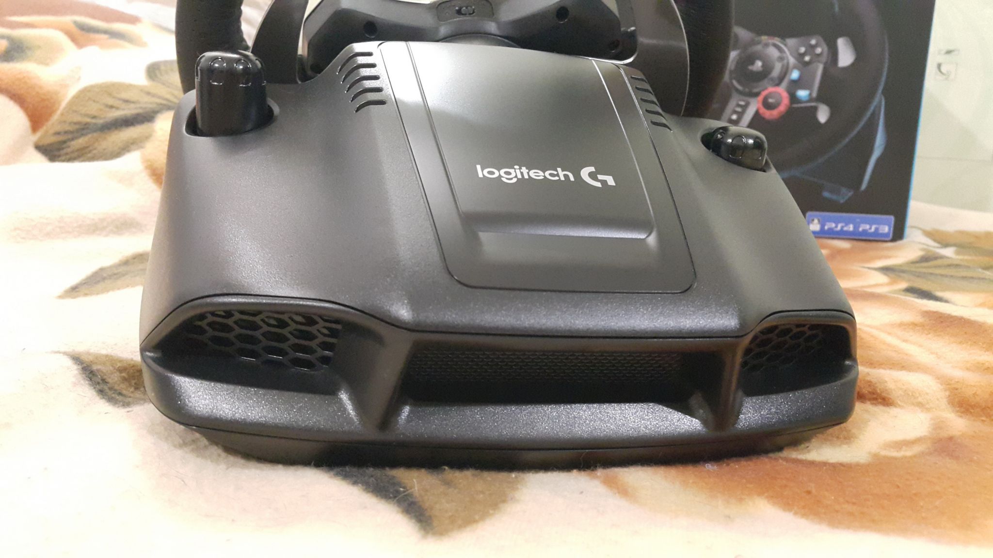 Игровой руль Logitech G29 Driving Force (941-000112) — купить в ...
