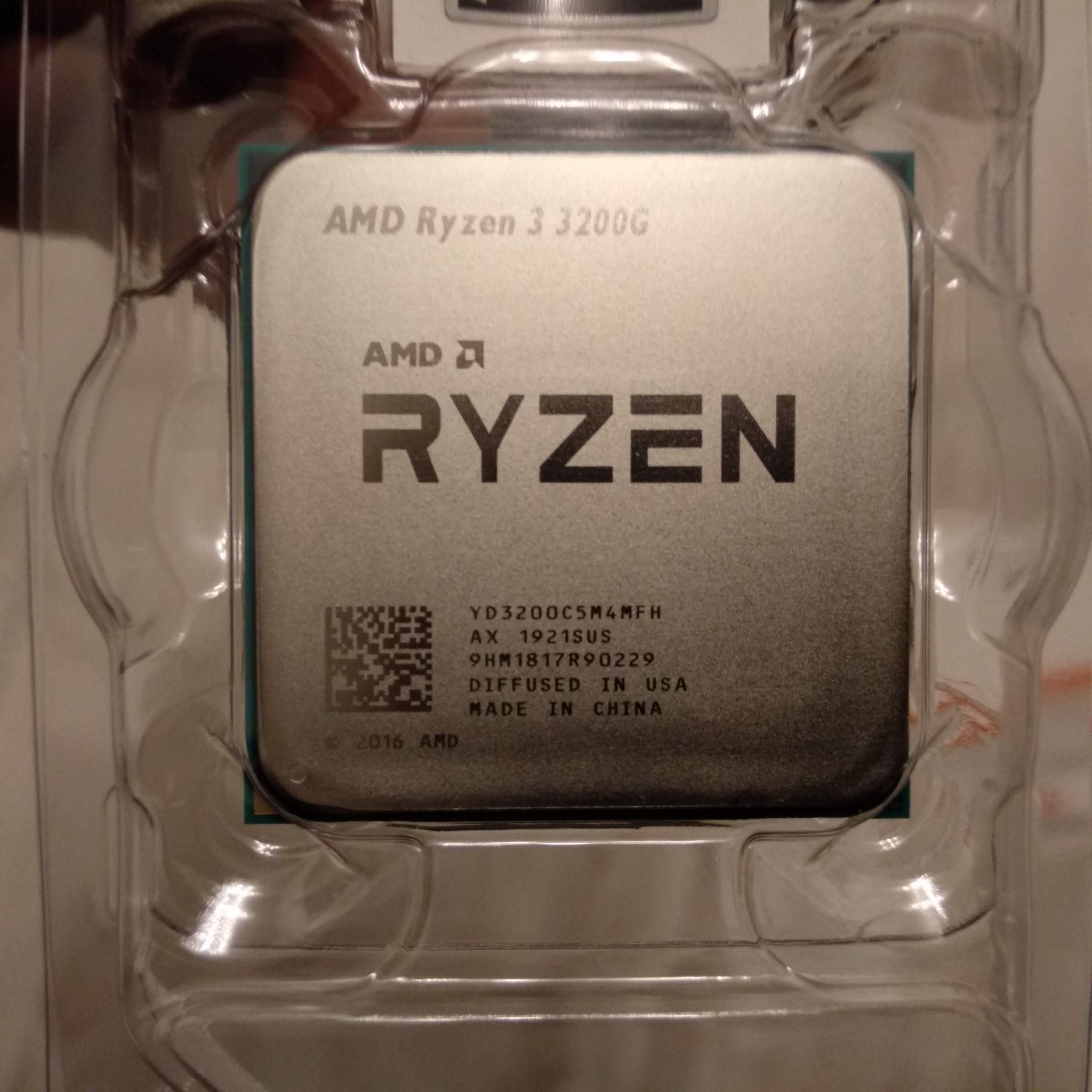 Amd ryzen 5 5600g цены. AMD Ryzen 3 3200g. Процессор AMD Ryzen 3 3200g Box. Процессор AMD Ryzen 3 3200g am4. Процессор AMD Ryzen 5 5600x.