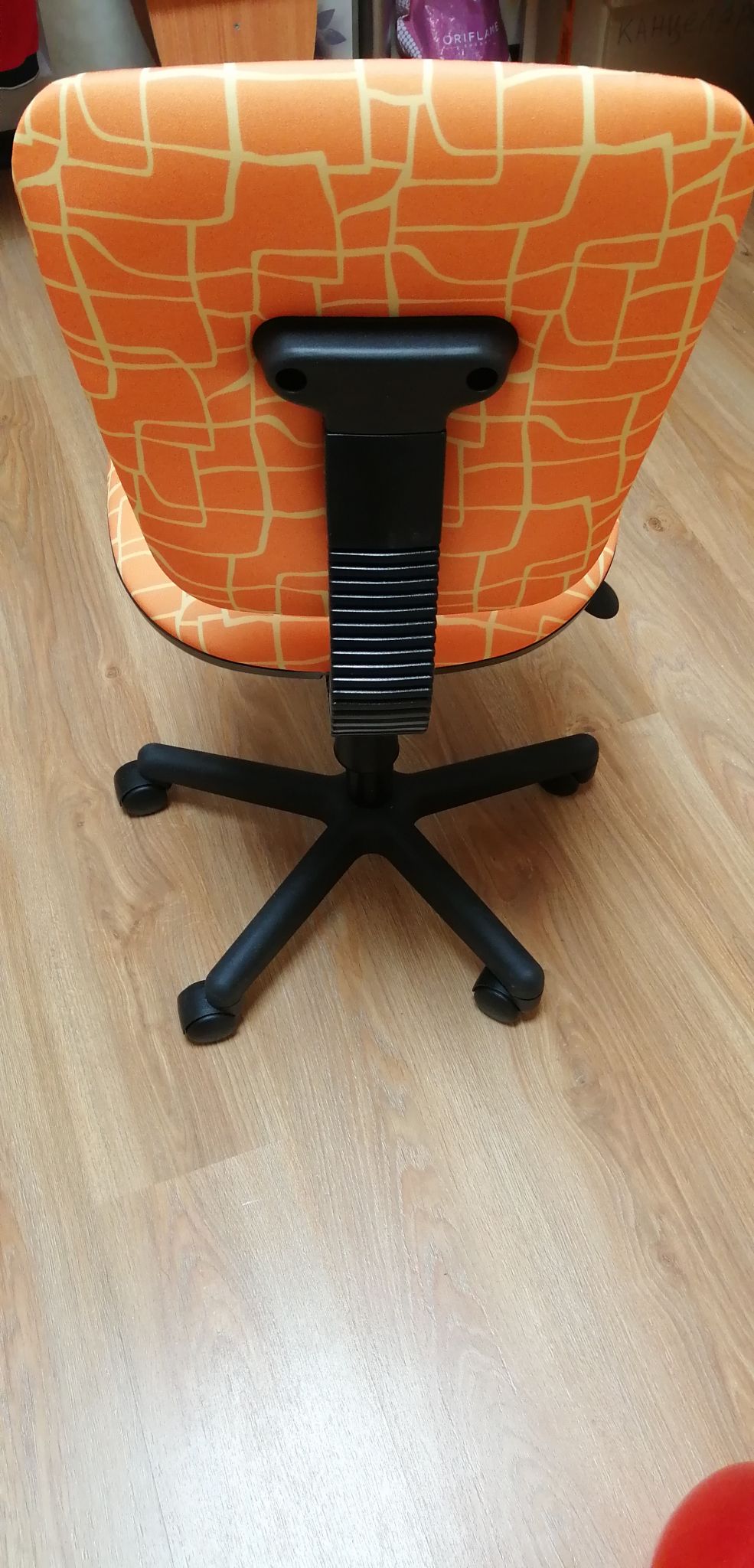 Детское кресло бюрократ оранжевое