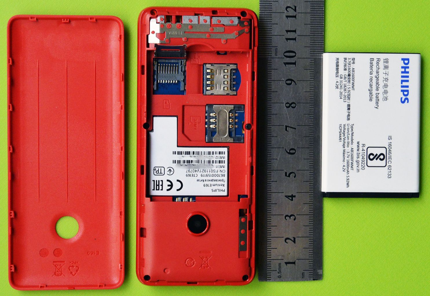 Телефон xenium e2601. Philips Xenium e169. Philips e169 Xenium Red. Телефон Philips Xenium e169. Philips Xenium e169 (красный).