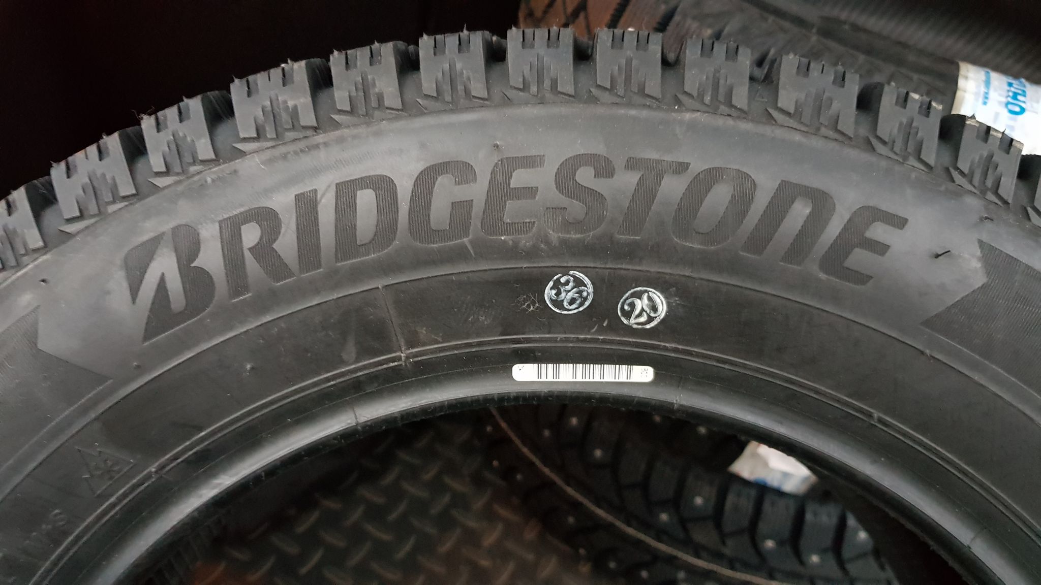 Bridgestone Ice Cruiser 7000s