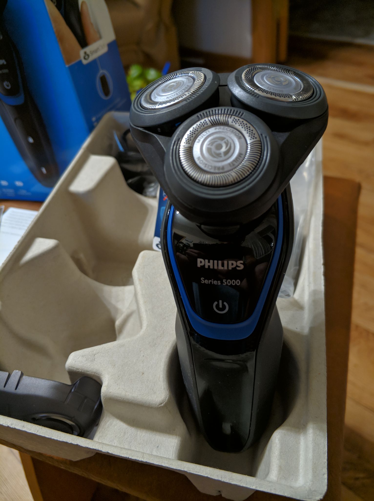 Электробритва philips series 5000 s5585/35. Электробритва s5585. Электробритва philips s5585/10. Электробритва philips s5585/10. Philips 5000 series бритва.