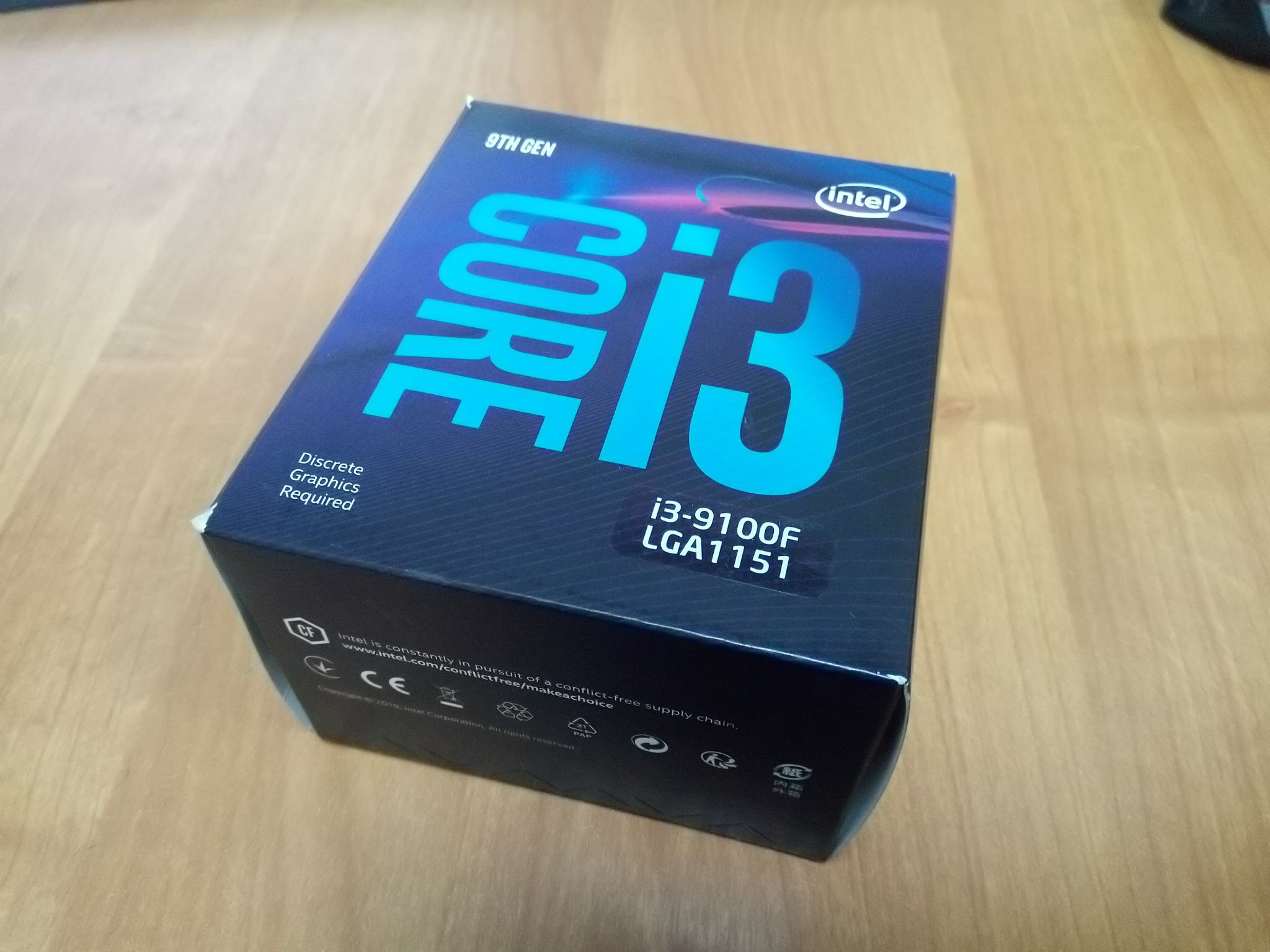 9100f сокет. Intel Core i3-9100f (Box). I3 9100f. Процессор Intel i3 9100f. Intel lga1151v2 i3-9100f.