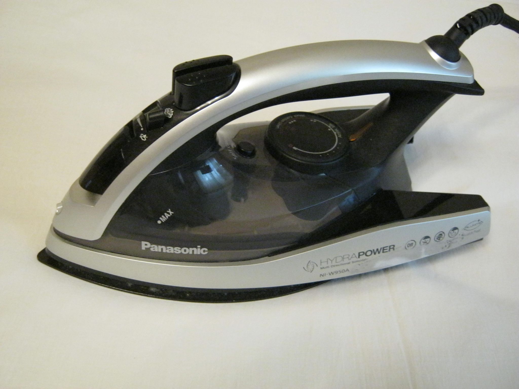 Утюг Panasonic NI-W950 ALTW — купить в интернет-магазине ОНЛАЙН ТРЕЙД.РУ