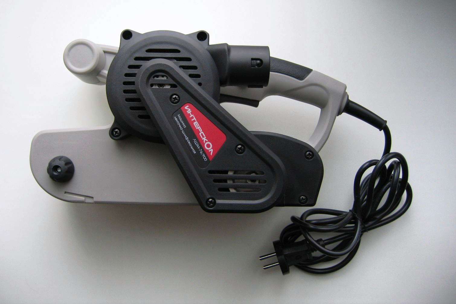 ленточная шлифовальная машина интерскол лшм-76/900. 00. 76 900. ленточная шлифмашина интерскол лшм-800. 76 900.