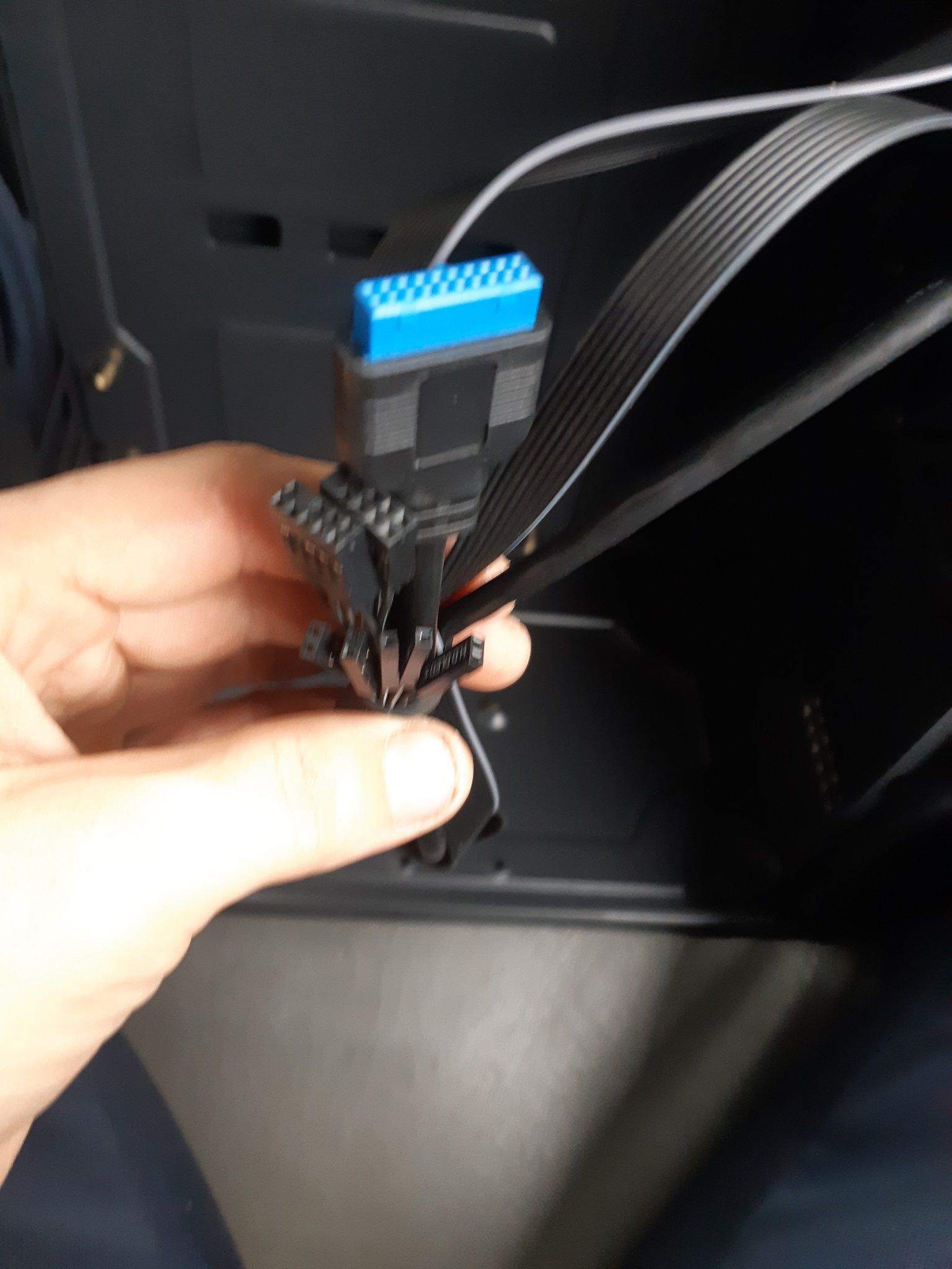 Корпус Ginzzu B200 USB3.0 без БП — купить по низкой цене в интернет ...