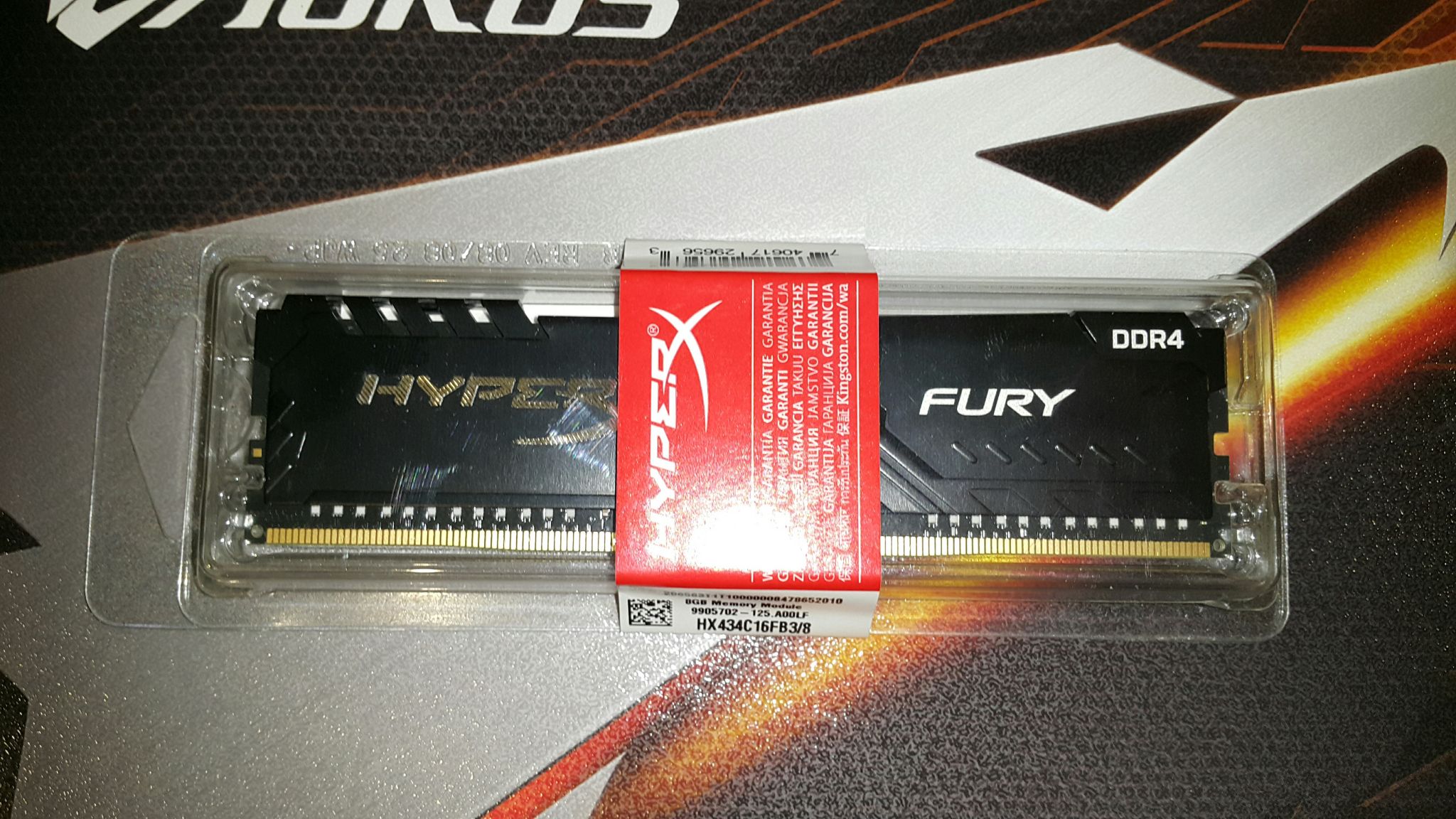 Hx432c16fb3k2 16. Оперативная память Kingston HYPERX Fury 8 ГБ ddr4. Kingston HYPERX Fury ddr4 8gb 2400. Kingston hx432c16fb3k4/16. HYPERX Fury Black 8 ГБ ddr4 hx432c16fb3k2/8.