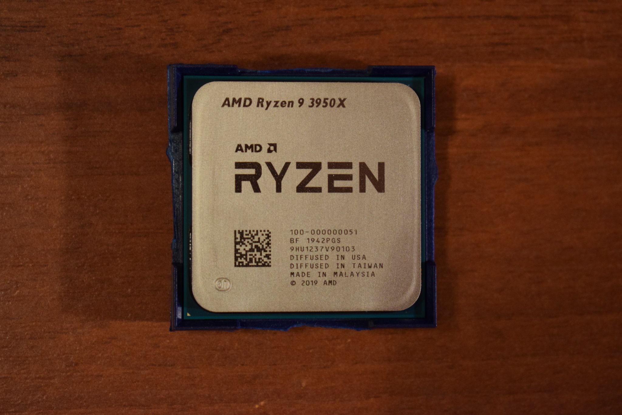 Райзен 9 купить. AMD Ryzen 9 5950x. Процессор AMD Ryzen 9 3950x OEM. Процессор AMD Ryzen 9 3950x Box. AMD Ryzen 9 3900x OEM.