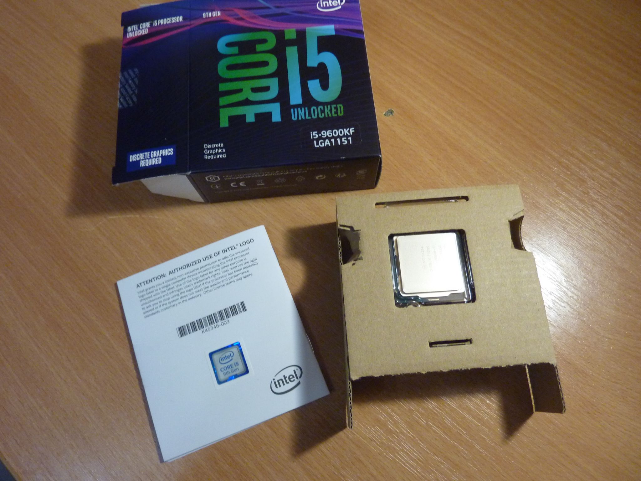 I5 9600 kf. Процессор Intel Core i5-9600kf. Процессор Intel Core i5-9600kf OEM. Intel® Core™ i5-9600kf.