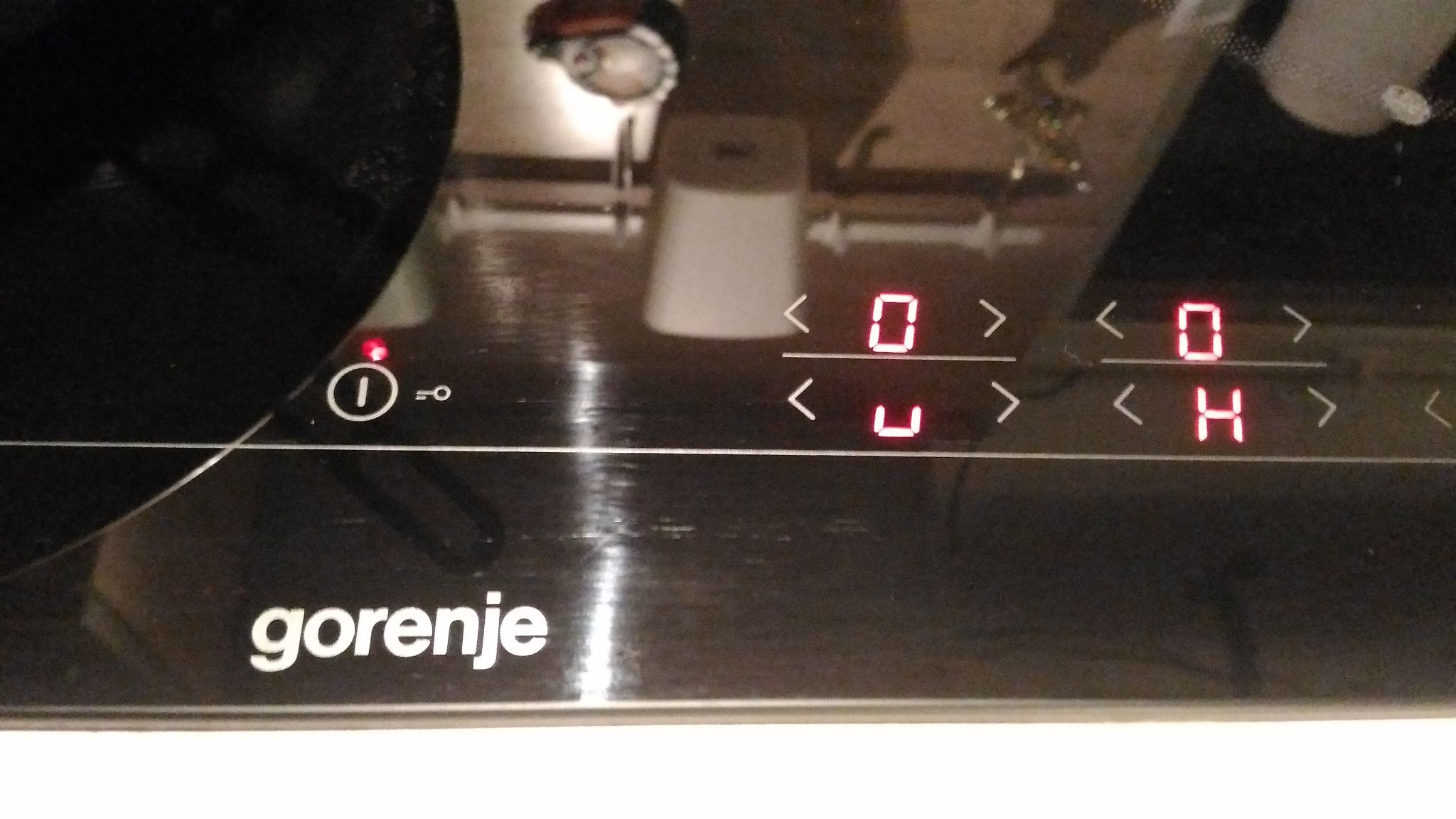Купить Электрическая варочная панель Gorenje ECT641BSC в интернет ...