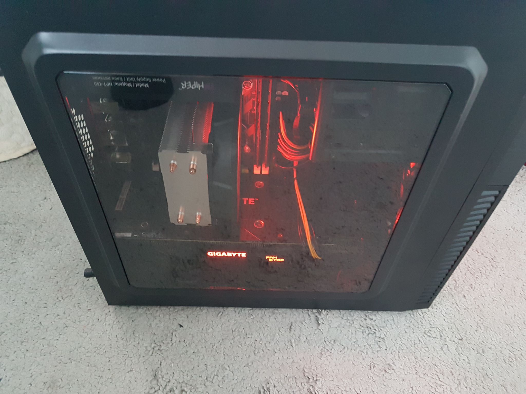 Корпус AeroCool CS-105 Red mATX без БП red LED 4718009152557 — купить в ...