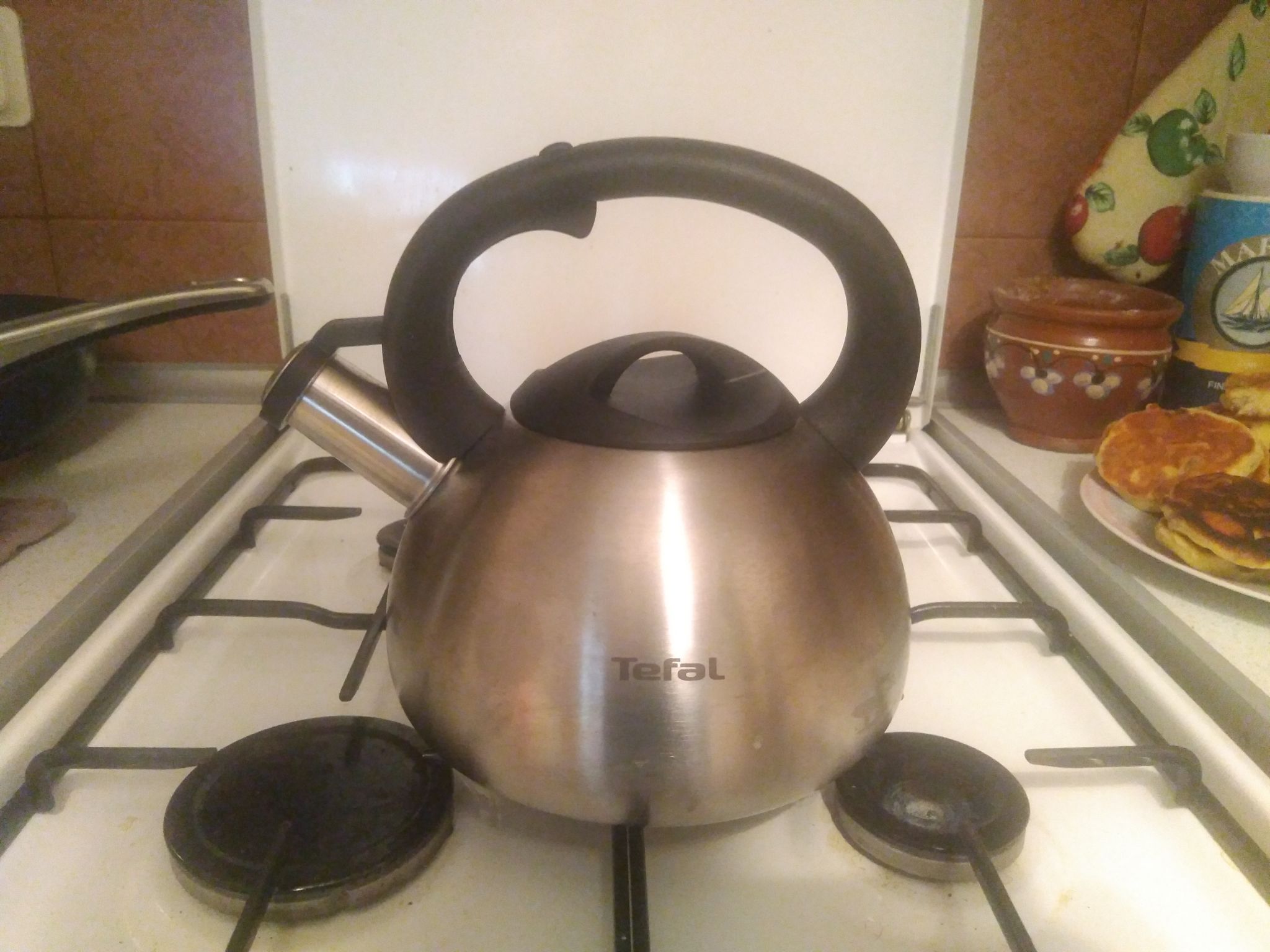 Чайник Tefal для газовых плит со свистком 2,5 л C7921024 — купить по ...