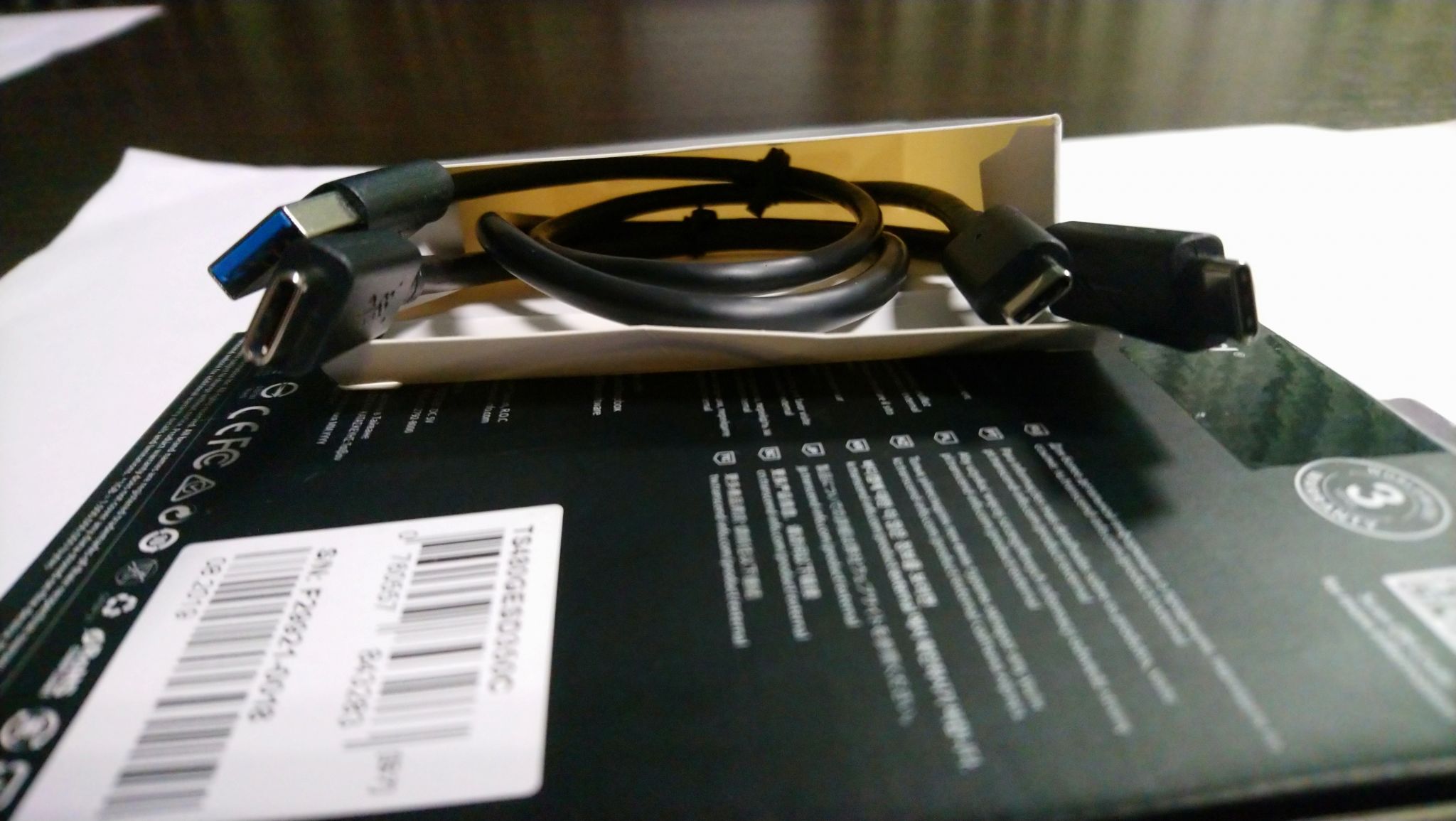 Внешний диск ssd transcend ts512gesd310c. Внешний ssd esd350c. transcend ts480gesd350c. ssd transcend esd240c 480gb. внешний ssd с подставкой.