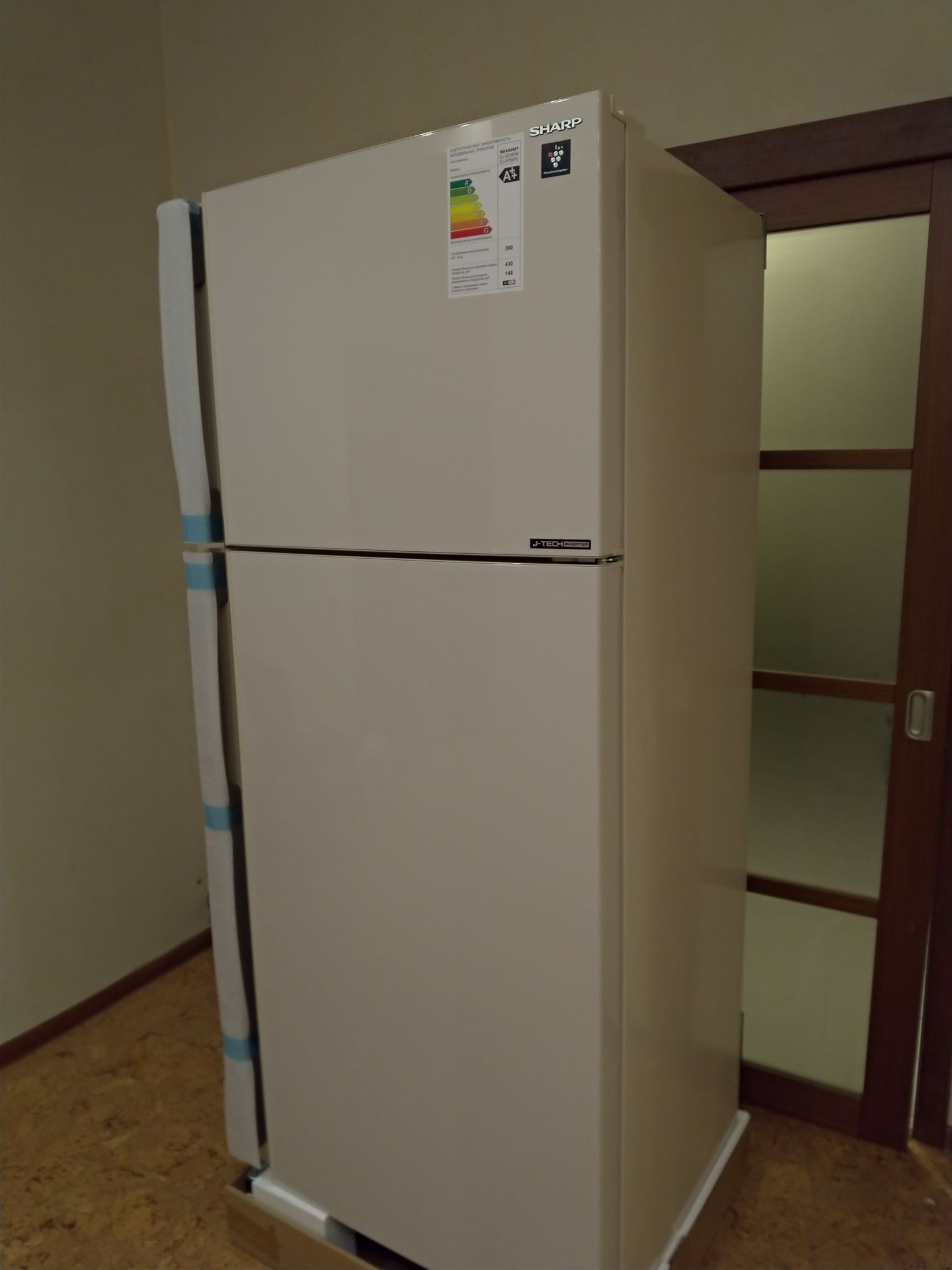 холодильник sharp фото